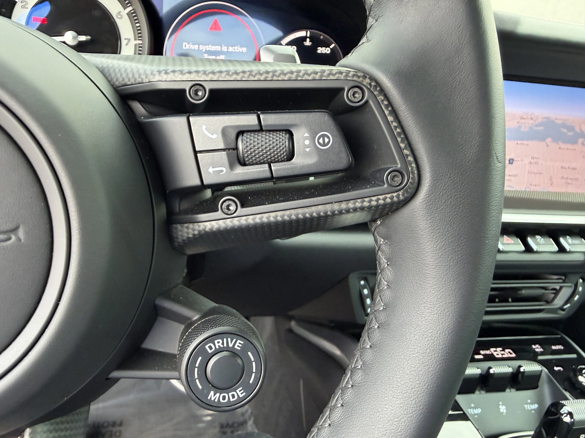 mph029_823899953_8be5fe0fb99b755f2877f72c3ebcbf05x_f06e625d31