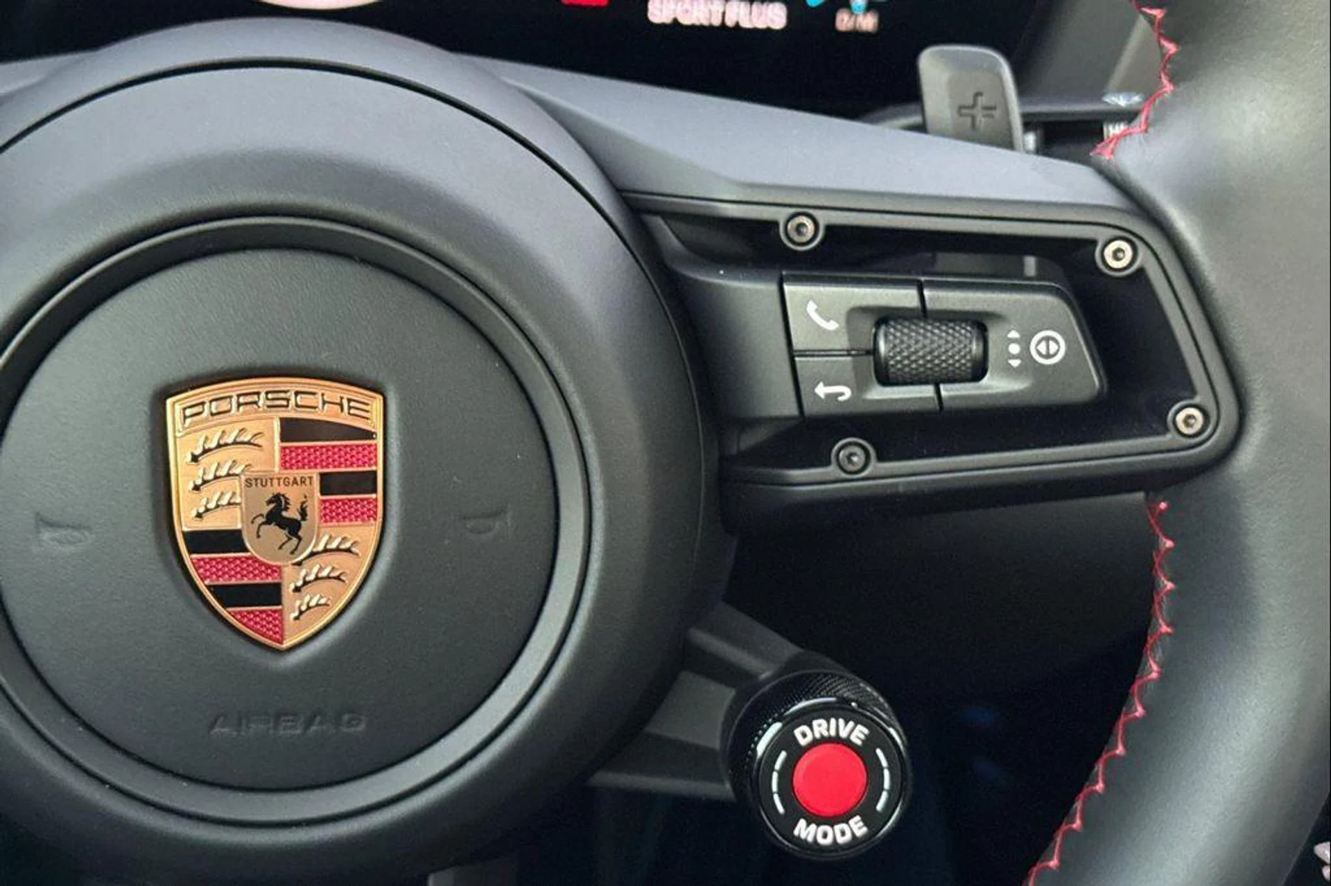 mph029_825327759_Qq_QG_Woc_R_Aj_ioy58w_Ou7o_C4iv_Jk_f7d7d3c2fc