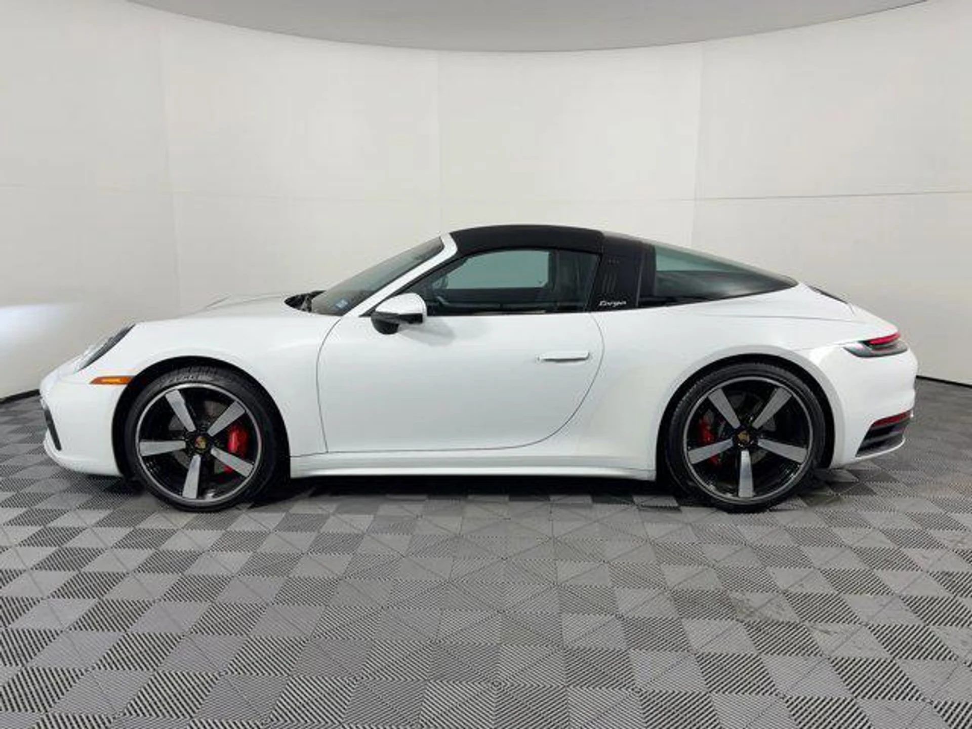 mph029_828468512_jys_Amg_V_Oq_G9_Ejw_Jq_Dq3_TR_Pp_K_Sv8_67383efc42