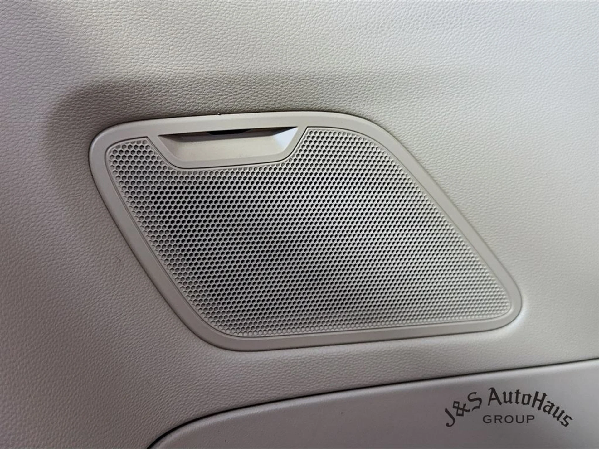 mph029_829185228_85vmmr2e3ibzsqyjepun2jp96ae5_e131be7595