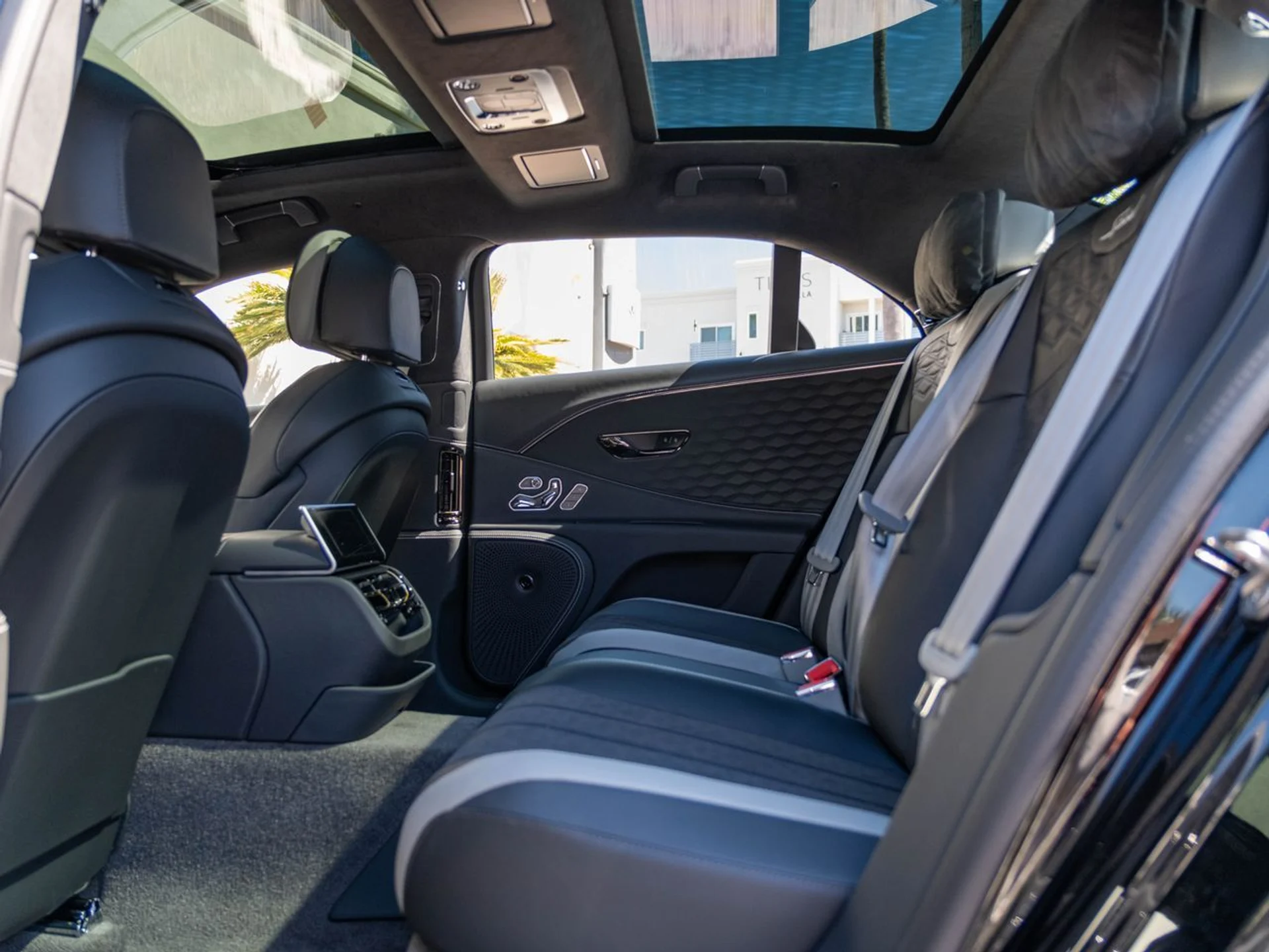 mph029_829651773_121734bd3e70b8a5e27a3bae69ced59ax_edf8a5a1db