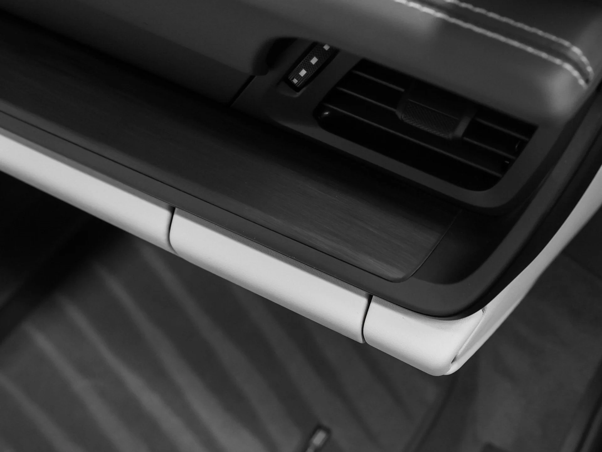 mph029_832530346_30_422865620e