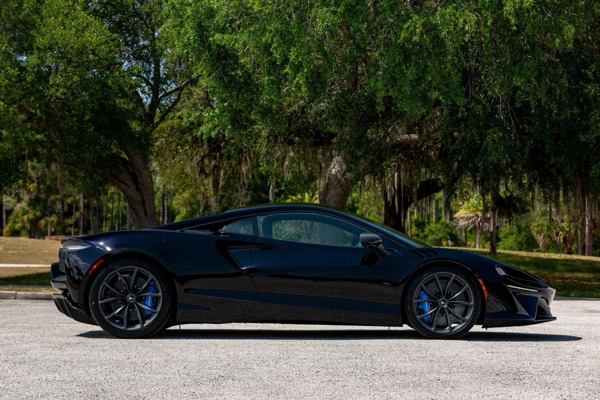 mph029_84250278_396_p30_l_cd990ad5cc