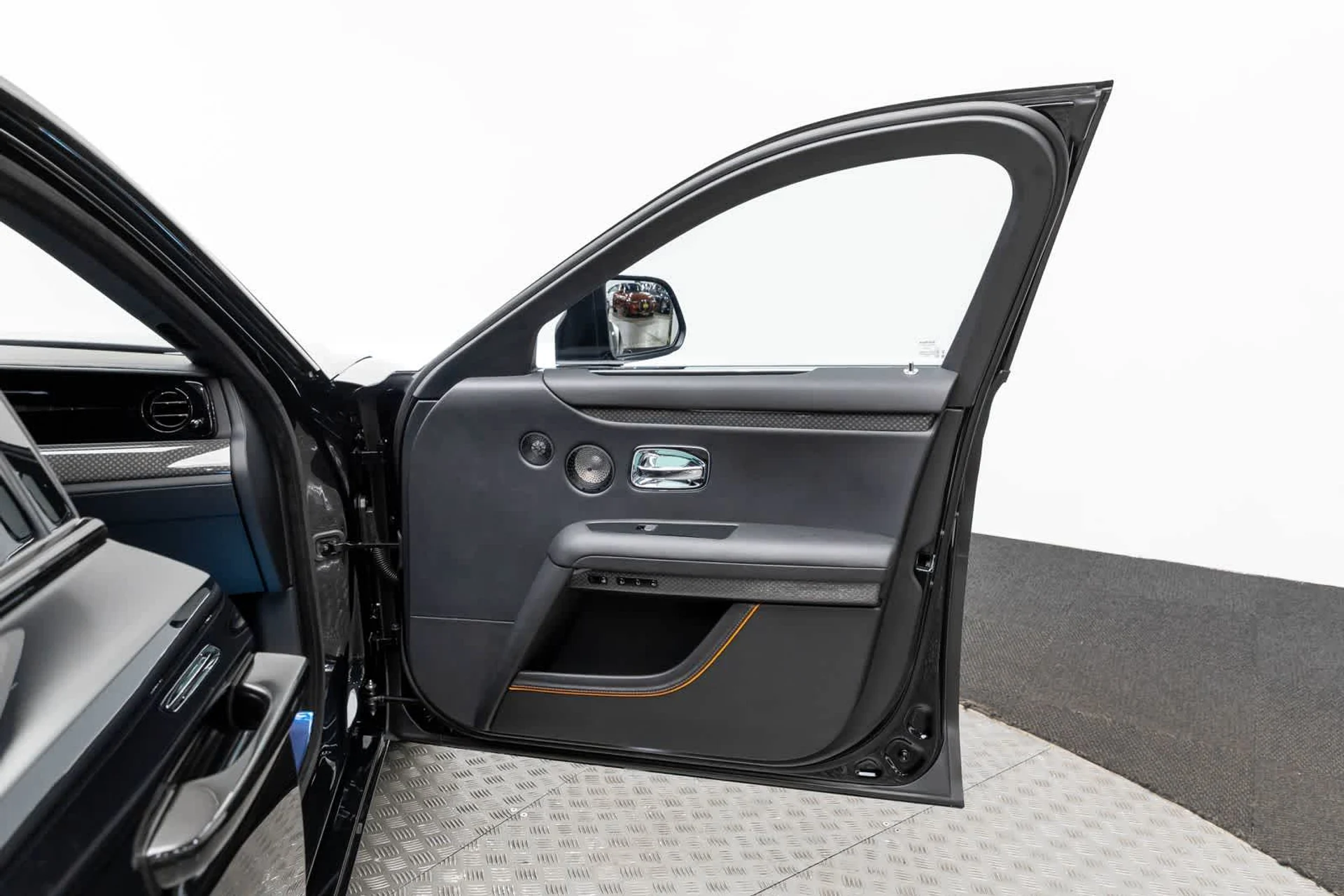 mph029_842999016_30_8098ac23e1