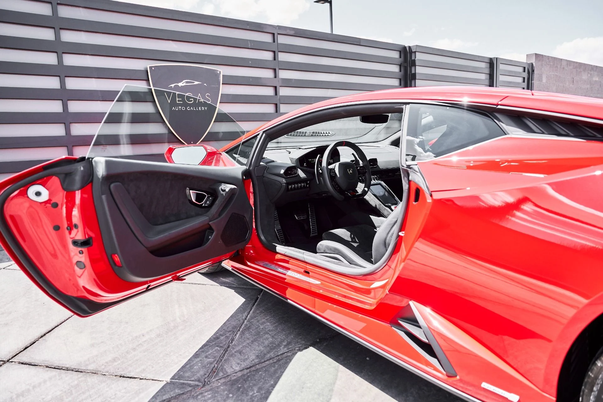 mph029_849989618_Used_2023_Lamborghini_Huracan_Tecnica_1780102869_6910e09522