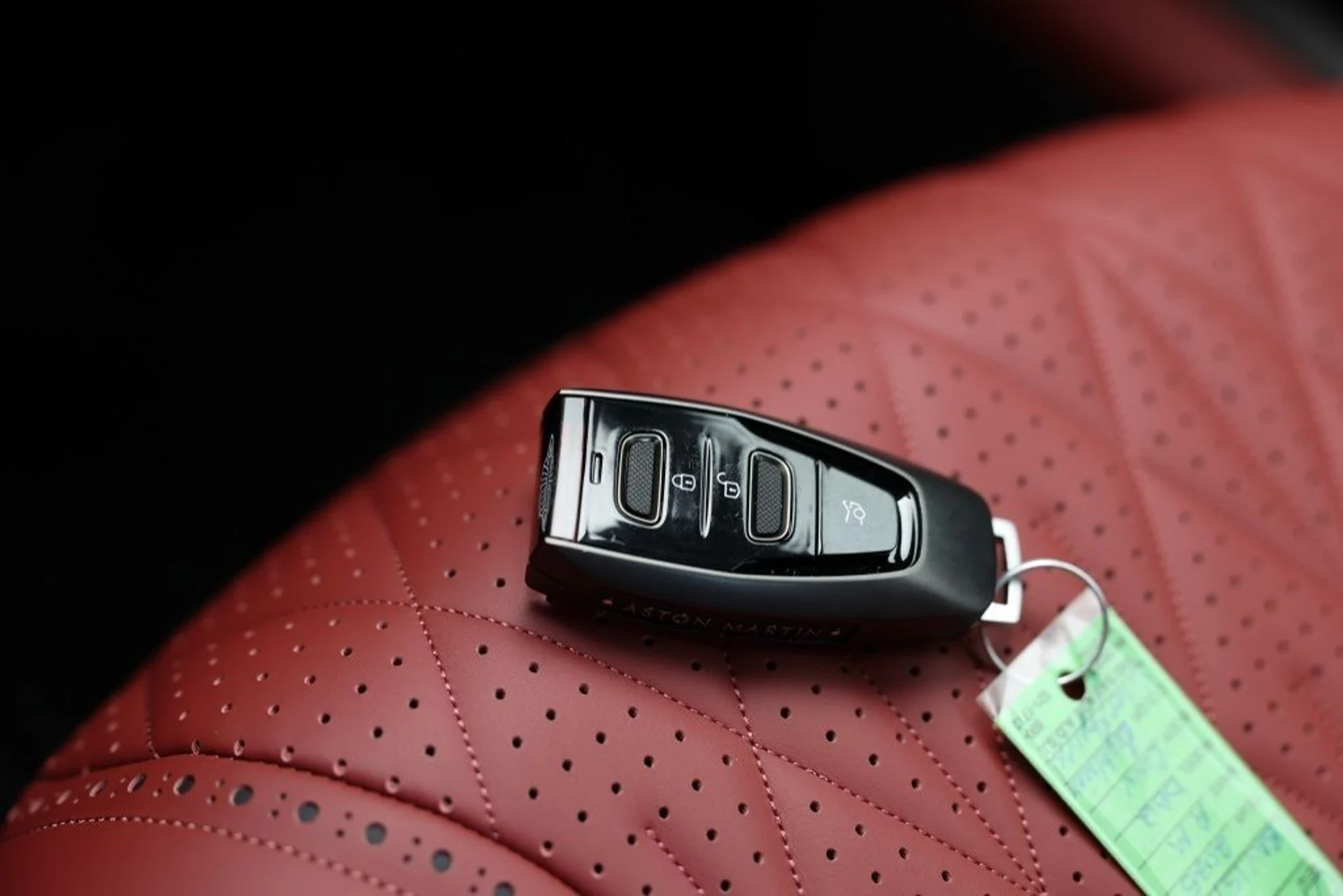 mph029_854073743_esxfncrn39duzd77aomsy8bepm7q_3df3798960