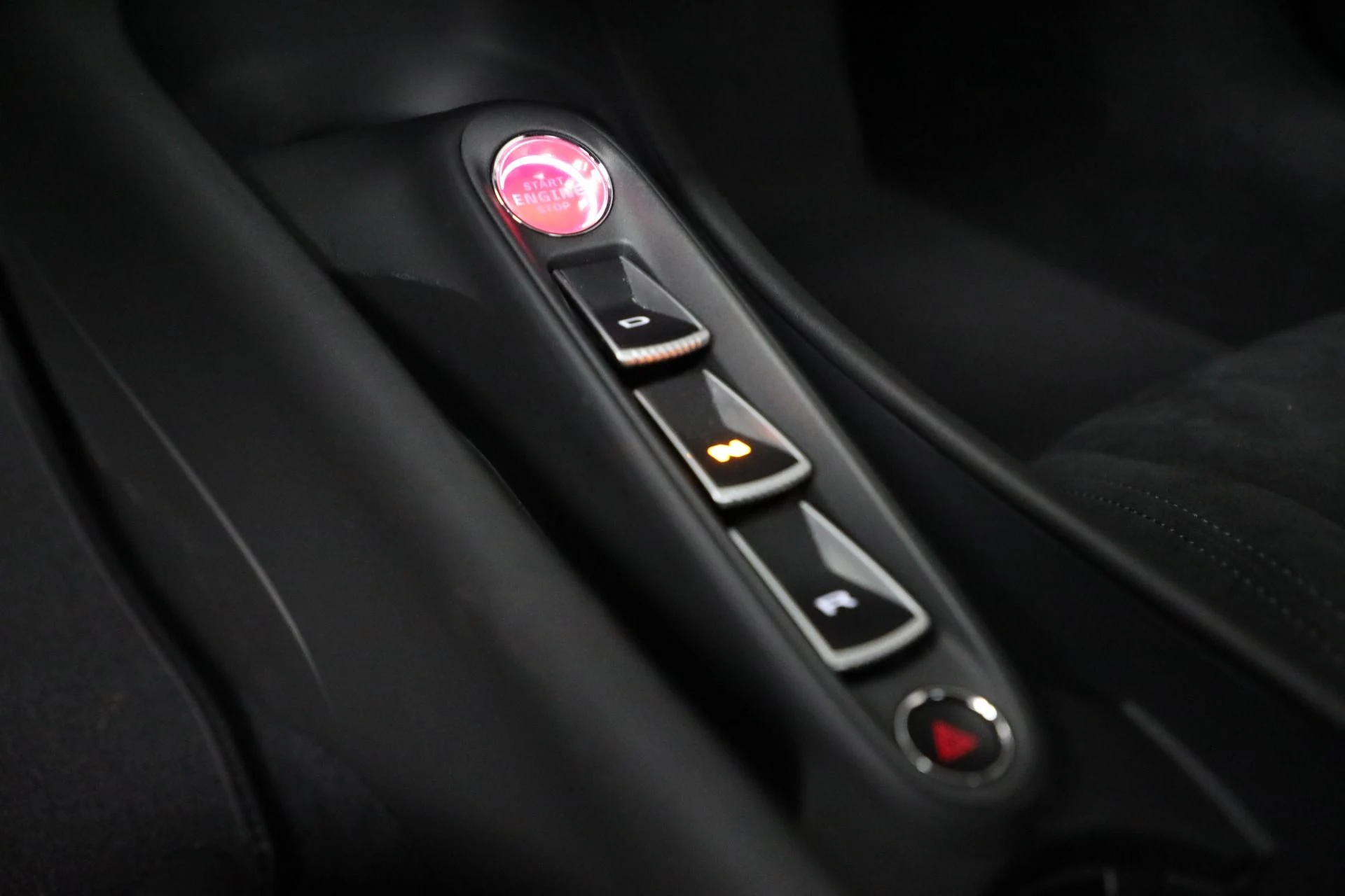 mph029_857499919_Used_2023_Mc_Laren_Artura_91df677df1