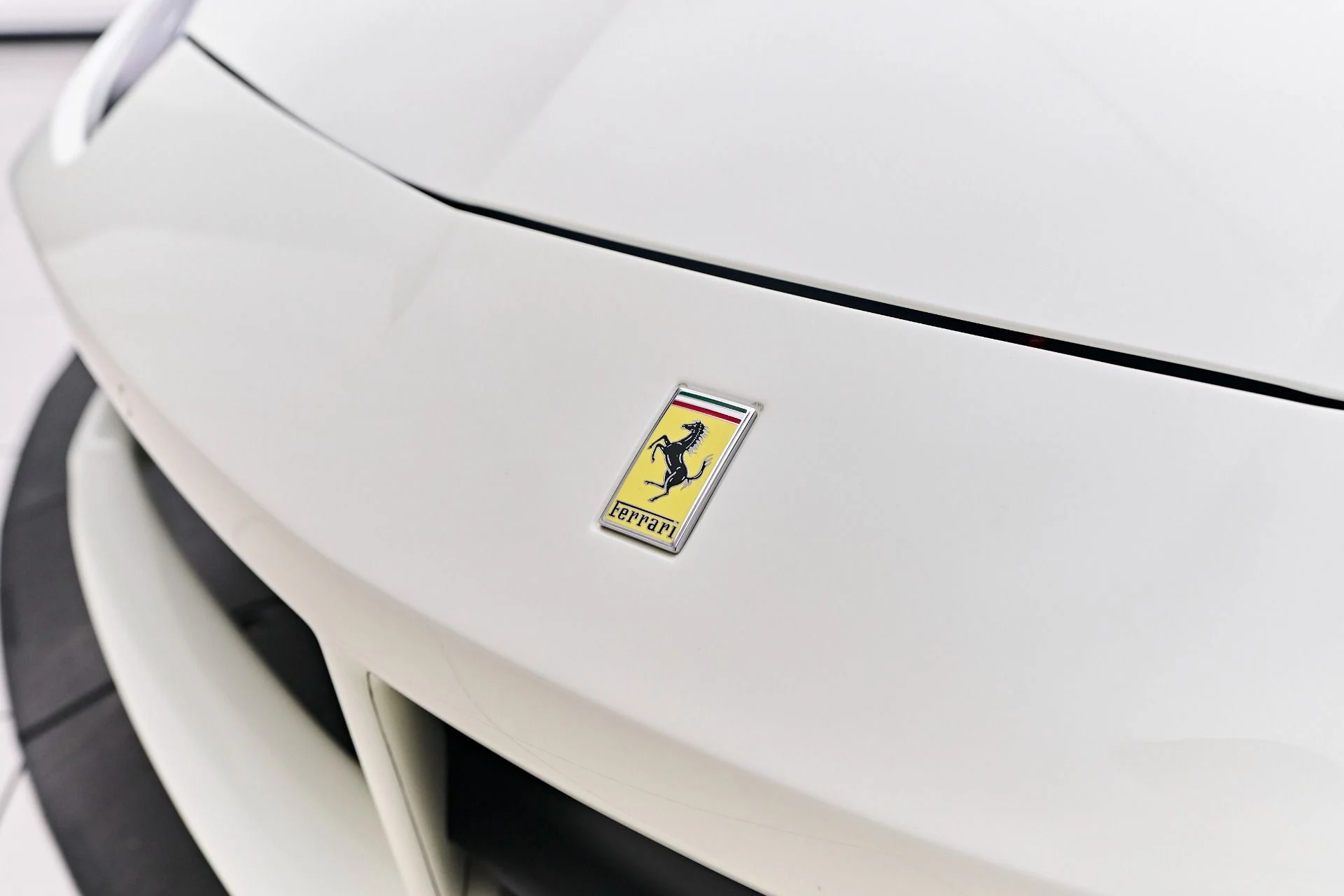 mph029_860688722_Used_2019_Ferrari_488_Spider_Base_1748546084_26382a90a6