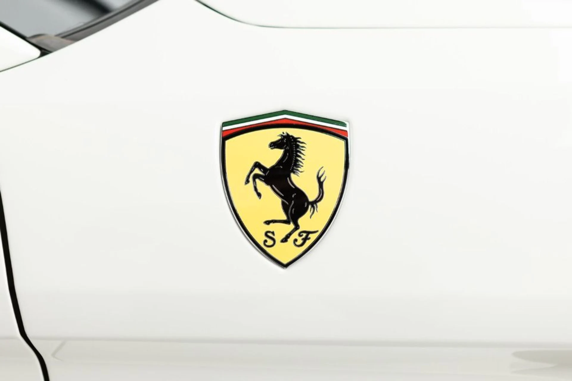 mph029_863520047_Used_2016_Ferrari_California_T_b581178740