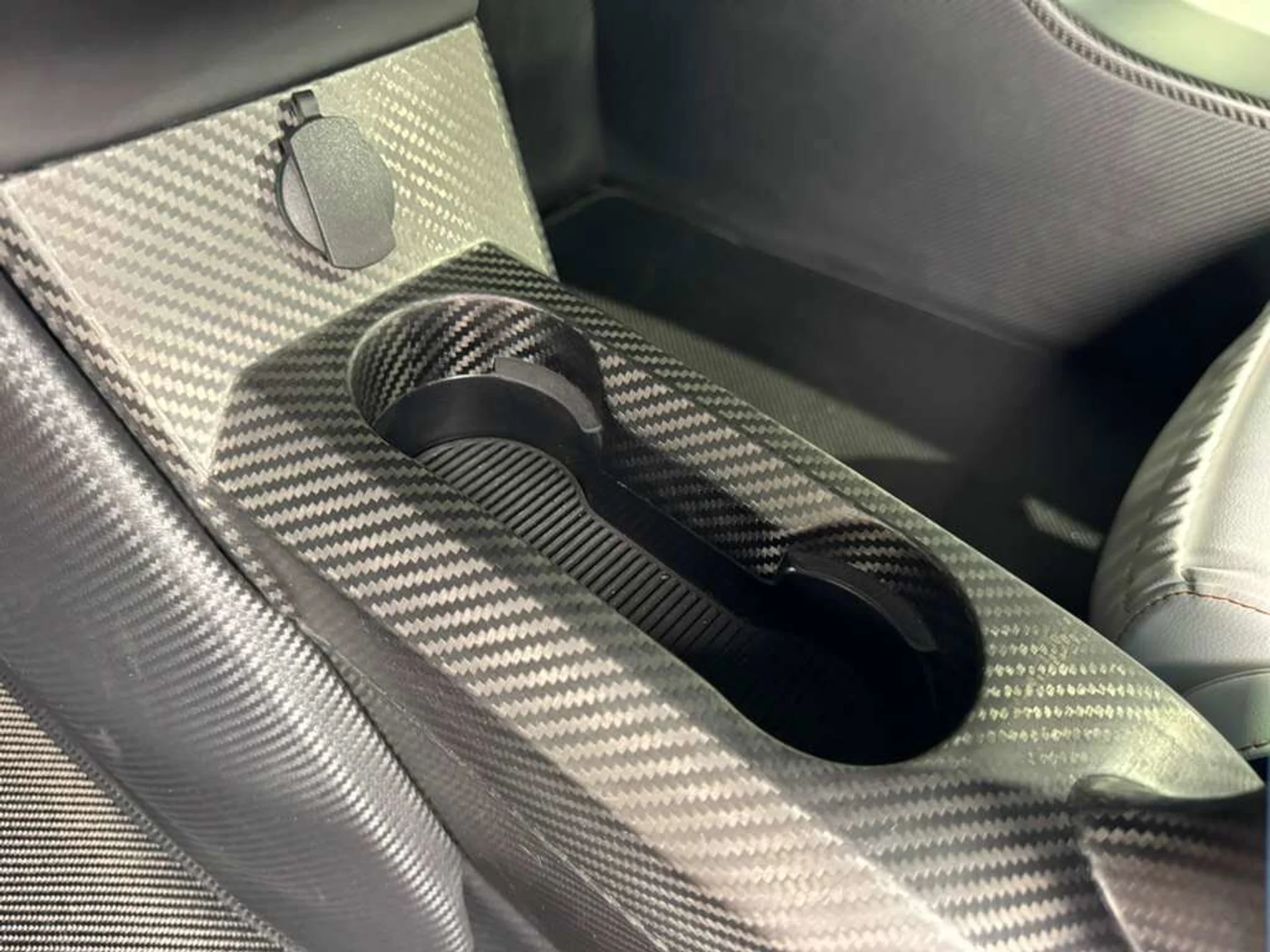 mph029_86735230_fa03534a356e40be804bfe39c9bfa4c0_d0836a549c