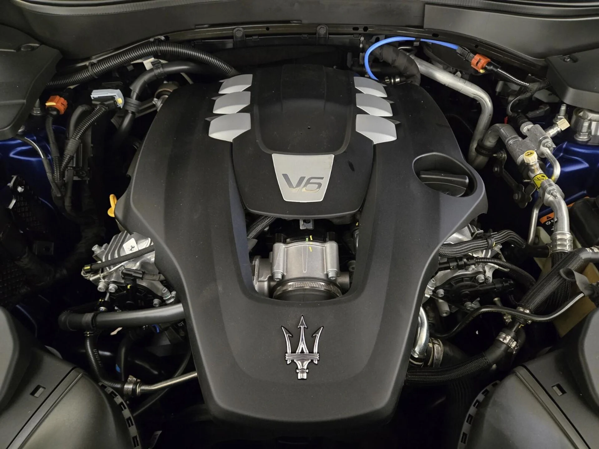 mph029_904524894_Used_2022_Maserati_Levante_GT_1753425553_e8cfa210a8
