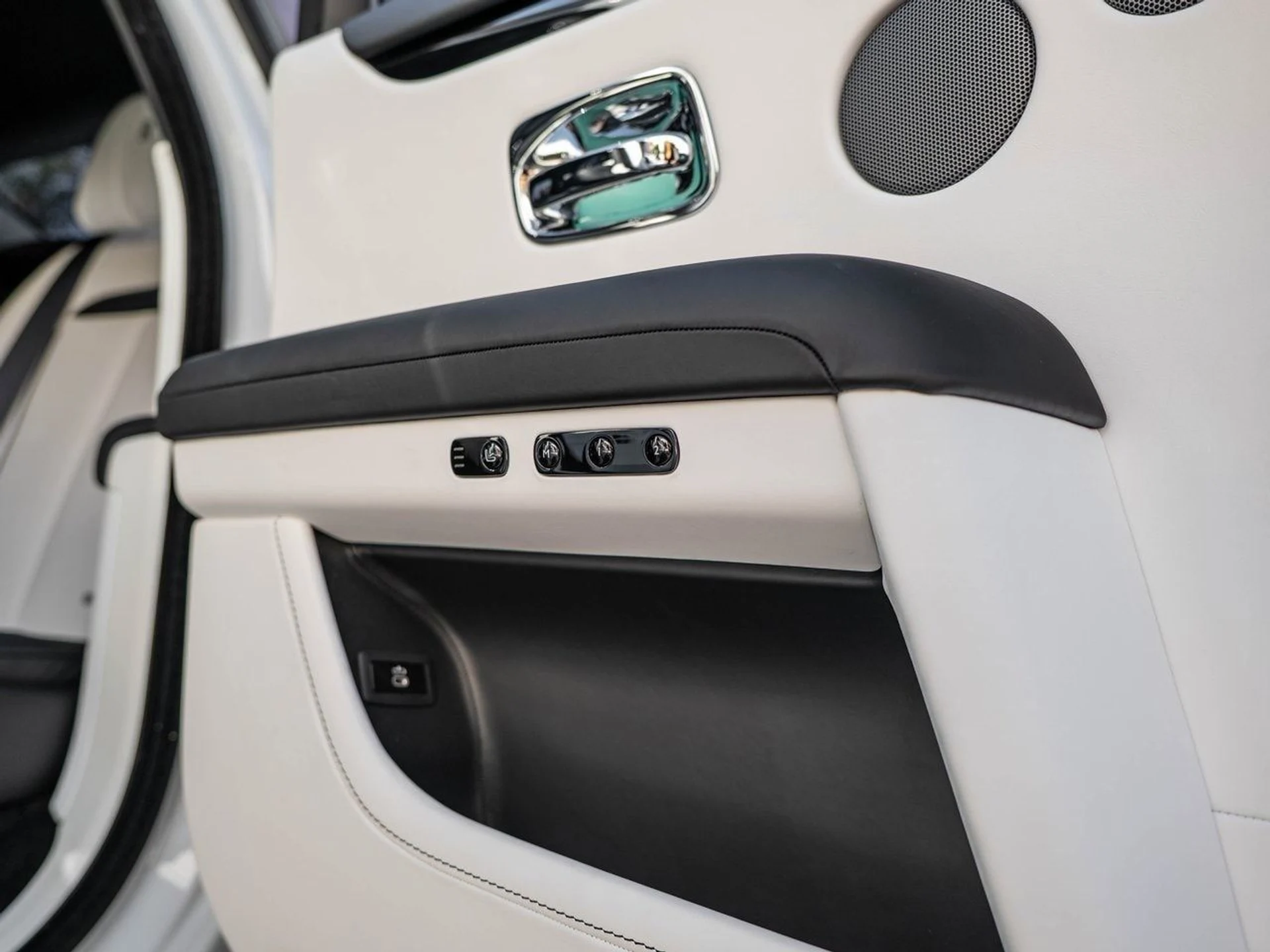 mph029_905816647_152ce981f87db06981abb1b50c82cdc0x_a4a51e1cf9