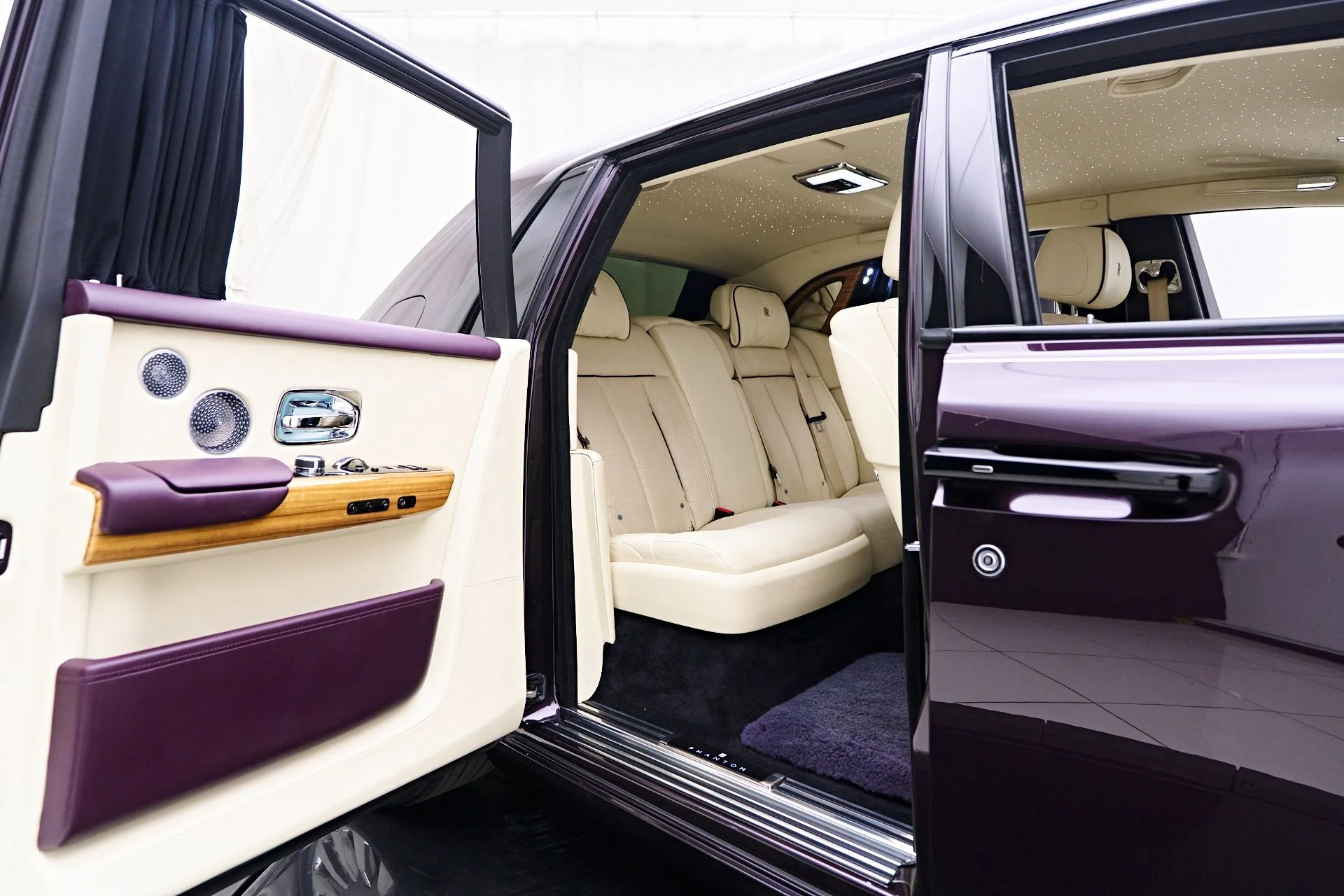 mph029_909140689_Used_2019_Rolls_Royce_Phantom_Base_1747772635_a1e176467a