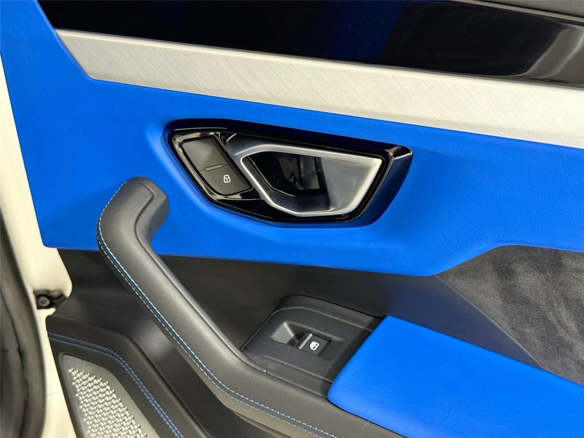 mph029_909306008_6047450b5eb7eff360e7ceb0aba2c613_010aa2eafb