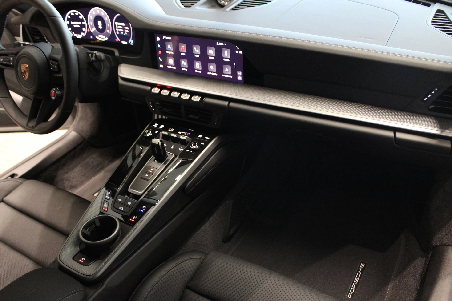 mph029_910112097_3977eab052b7cab6585162067f039d15x_c18f4b02e7