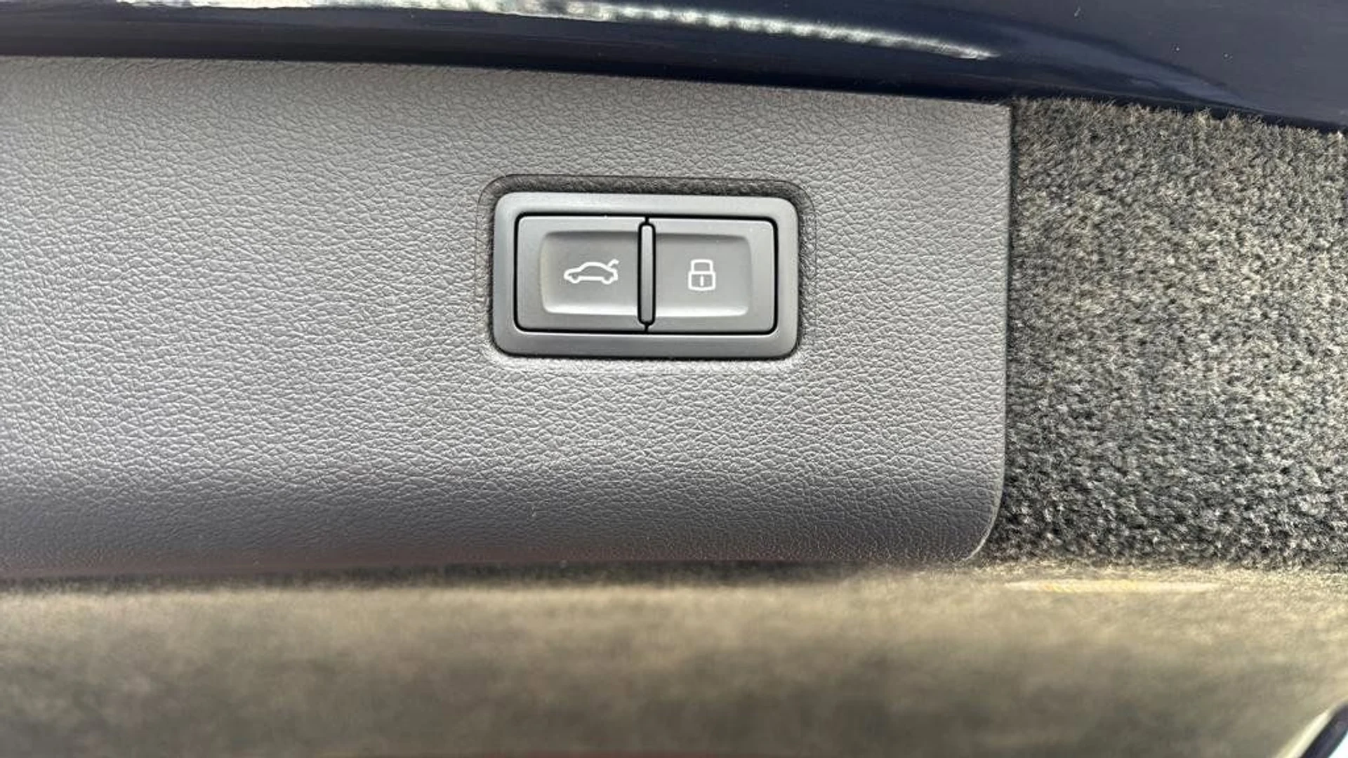 mph029_912912311_f1692e9af6154d0494ce90e838b0cbd6_9458d80eda