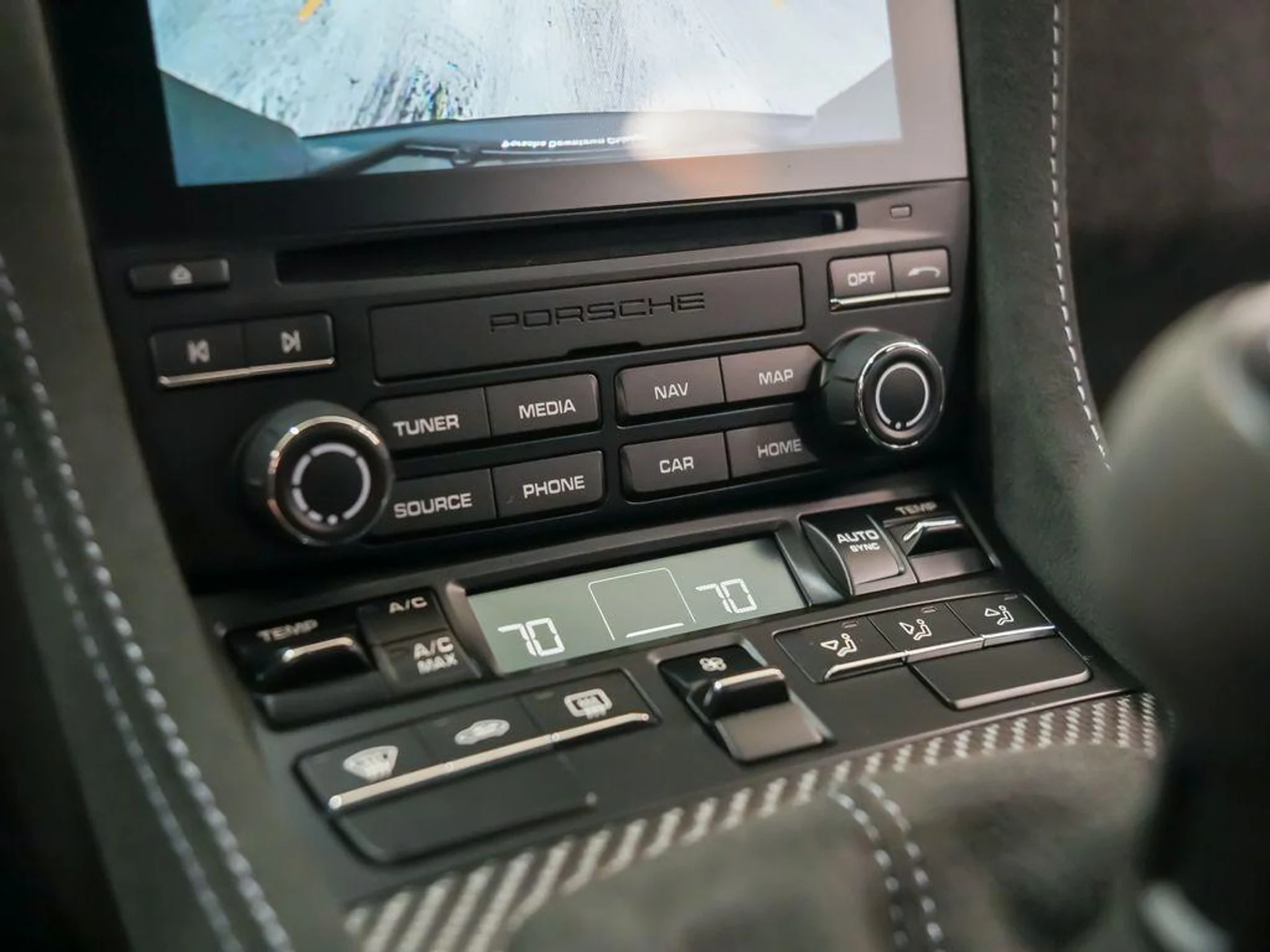 mph029_913378871_Cc9_S0_Ahx_T_Kc_G_Ls_J_Lw_CE_8a_Qb_Frg4_24b1cca0b3