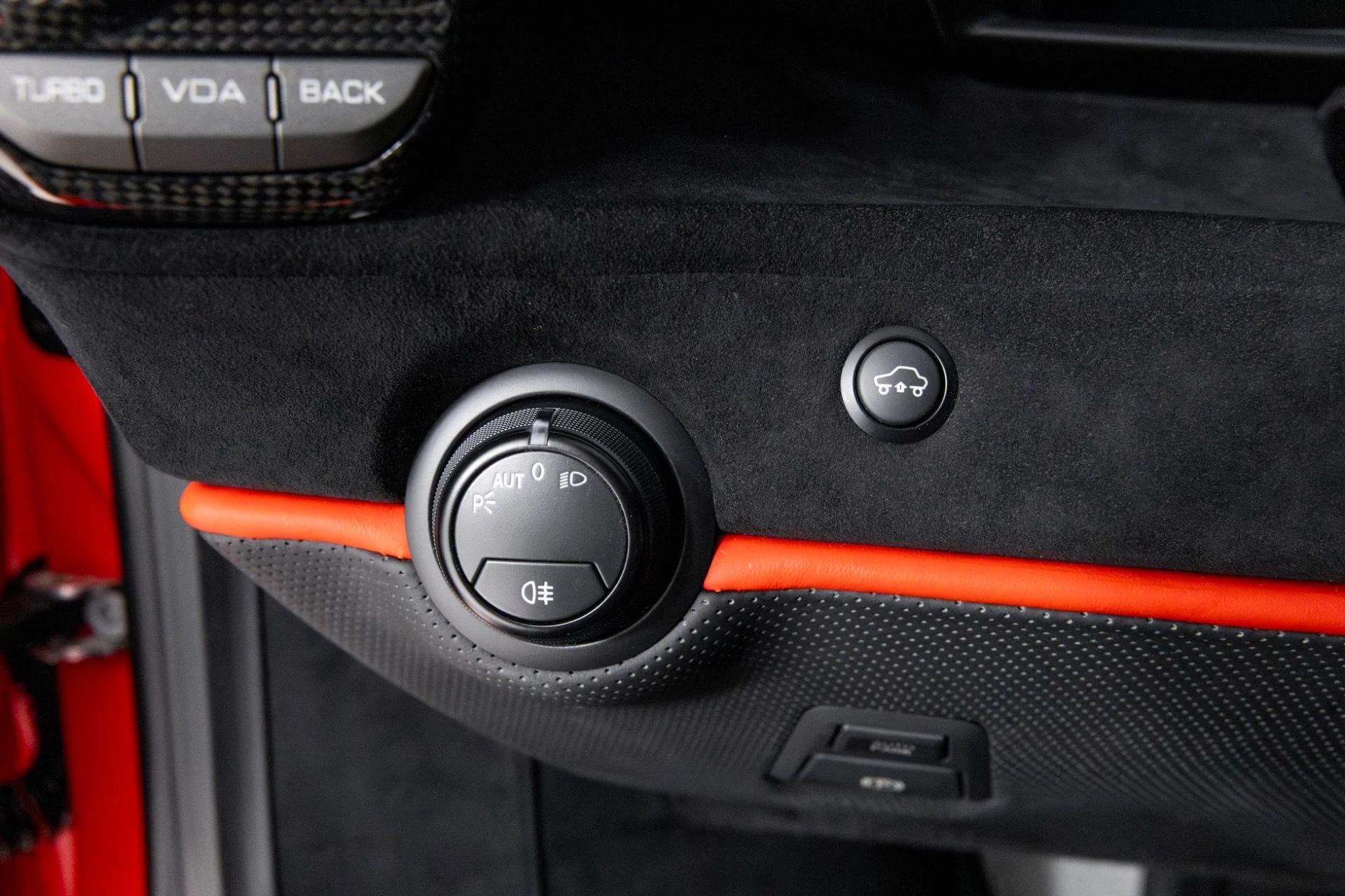 mph029_915274681_Used_2019_Ferrari_488_Pista_Coupe_1764015860_da4ec66ad1