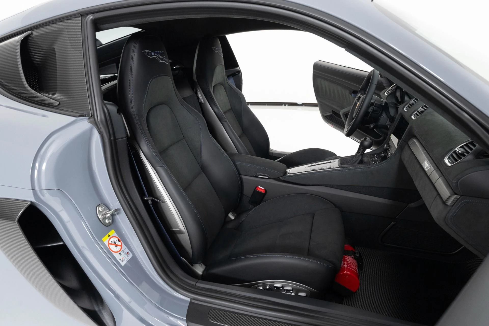 mph029_91599602_Used_2024_Porsche_718_Cayman_GT_4_RS_1756417621_79c7a1f7da