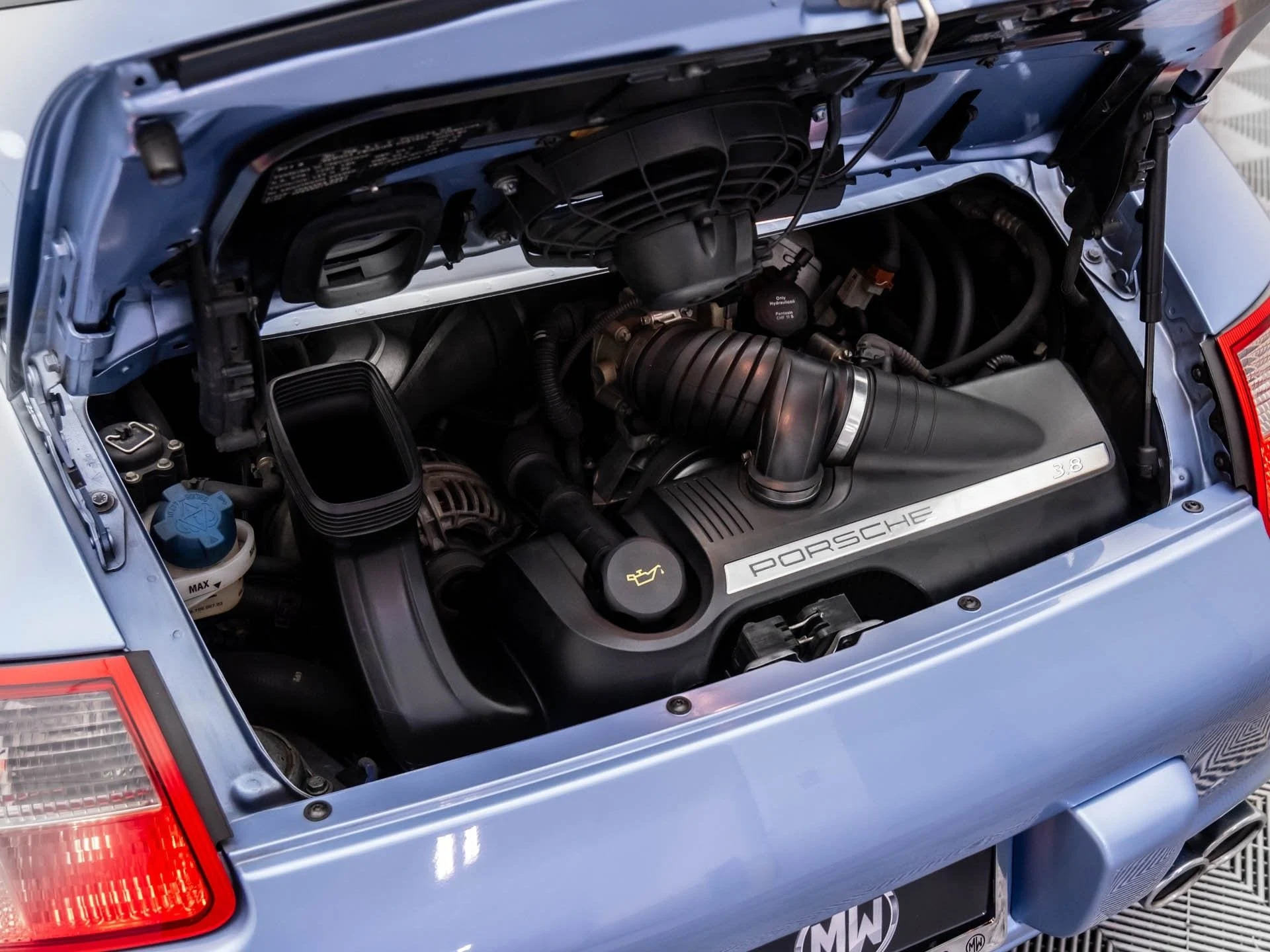 mph029_928955500_d3062964a76ff601469cd5f43594937ax_a8b35e29cd