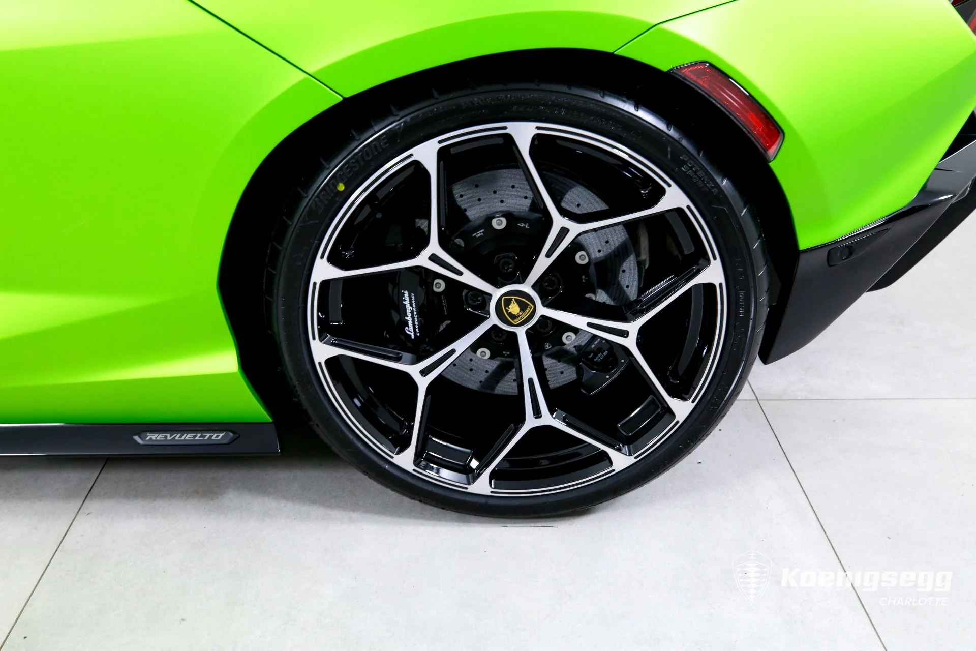 mph029_932923464_Used_2024_Lamborghini_Revuelto_1774640458_a3f99f76af