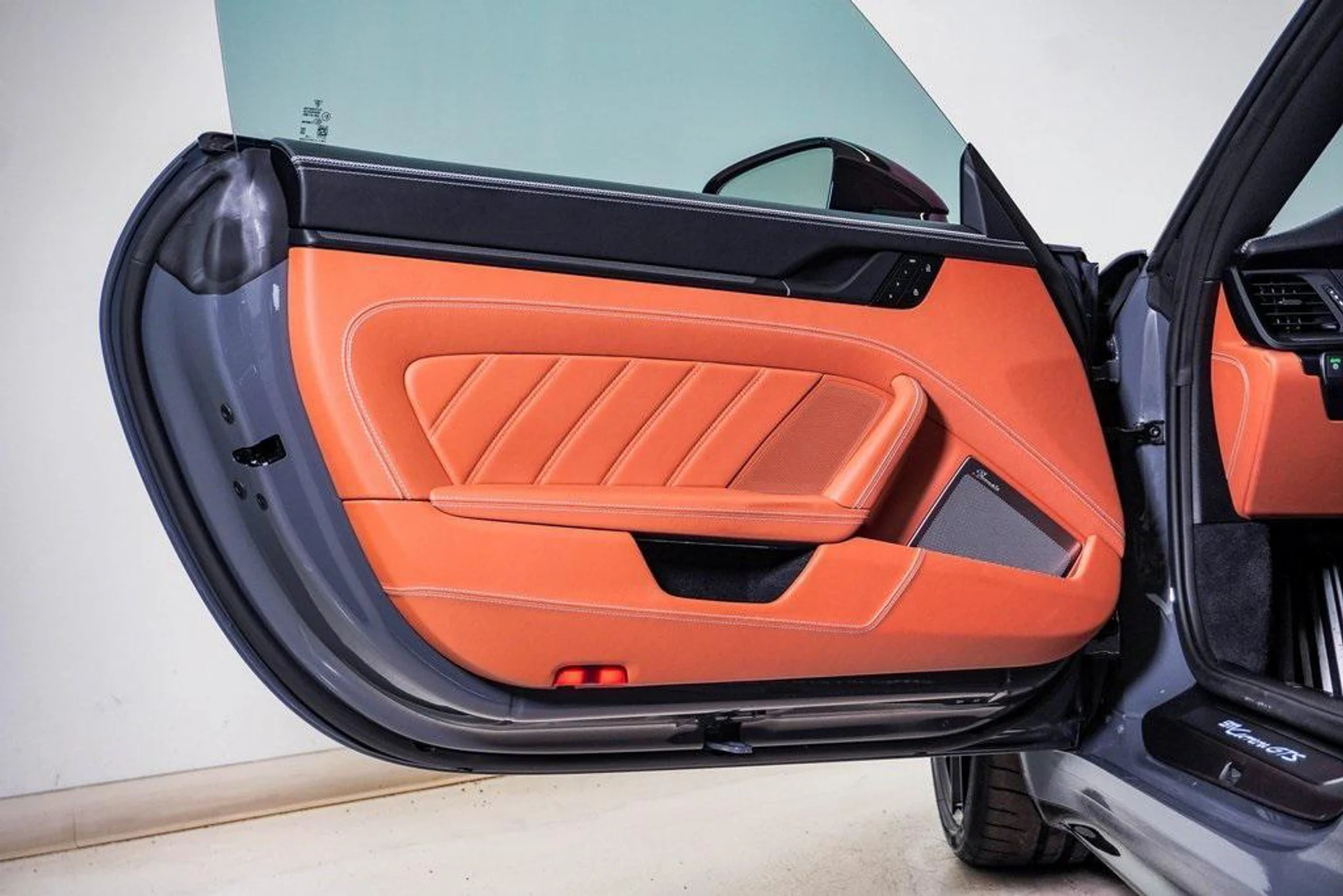 mph029_933597964_F23_E4u_Ee_Dr_Uhby_IT_1_Gjei_Iiu_Xas_dc2eb4fb78