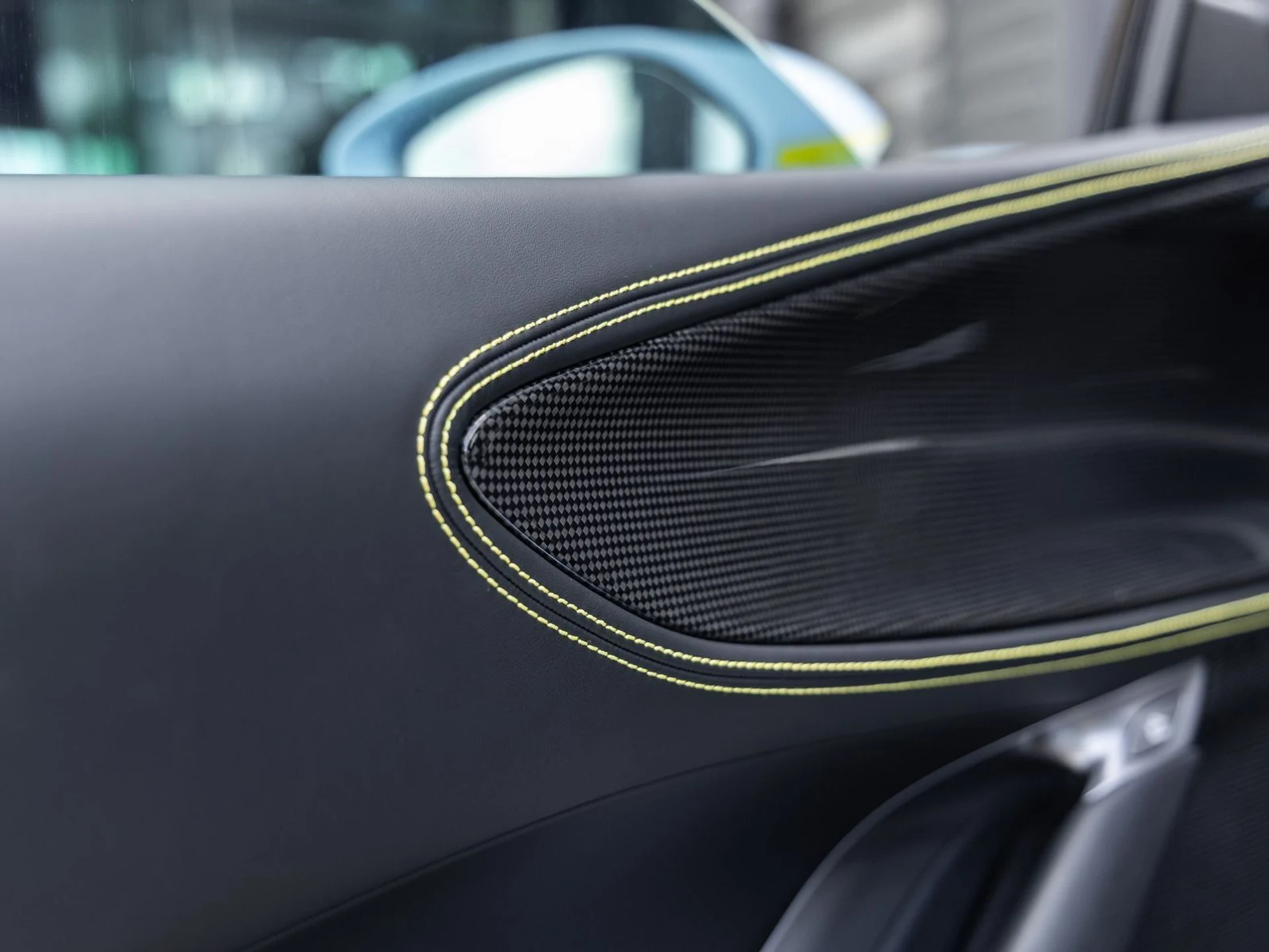 mph029_948940602_30_d764b874d0