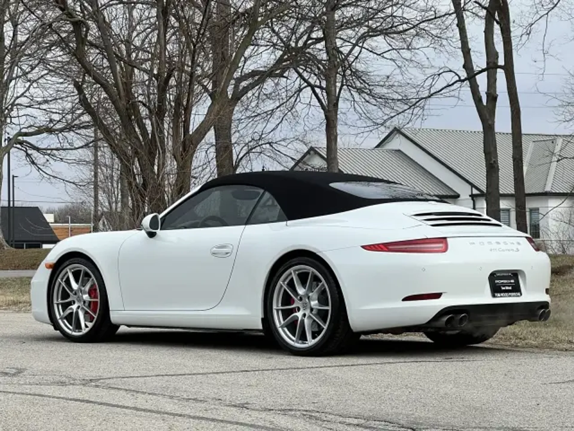 mph029_951089776_640_fb04a42245