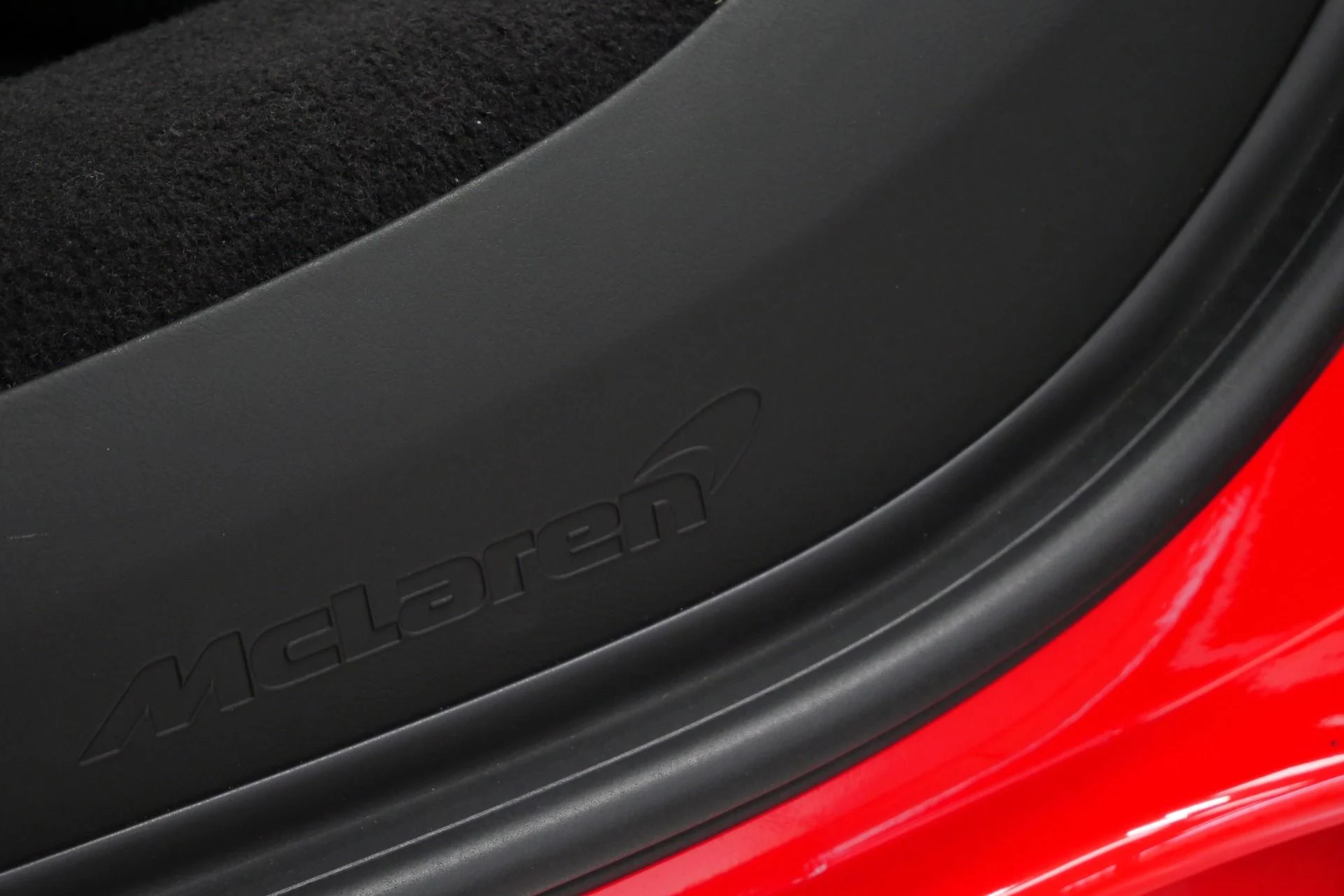 mph029_959398166_Used_2024_Mc_Laren_Artura_Performance_Spec_Technology_Pack_1775235368_77cc54fe9d