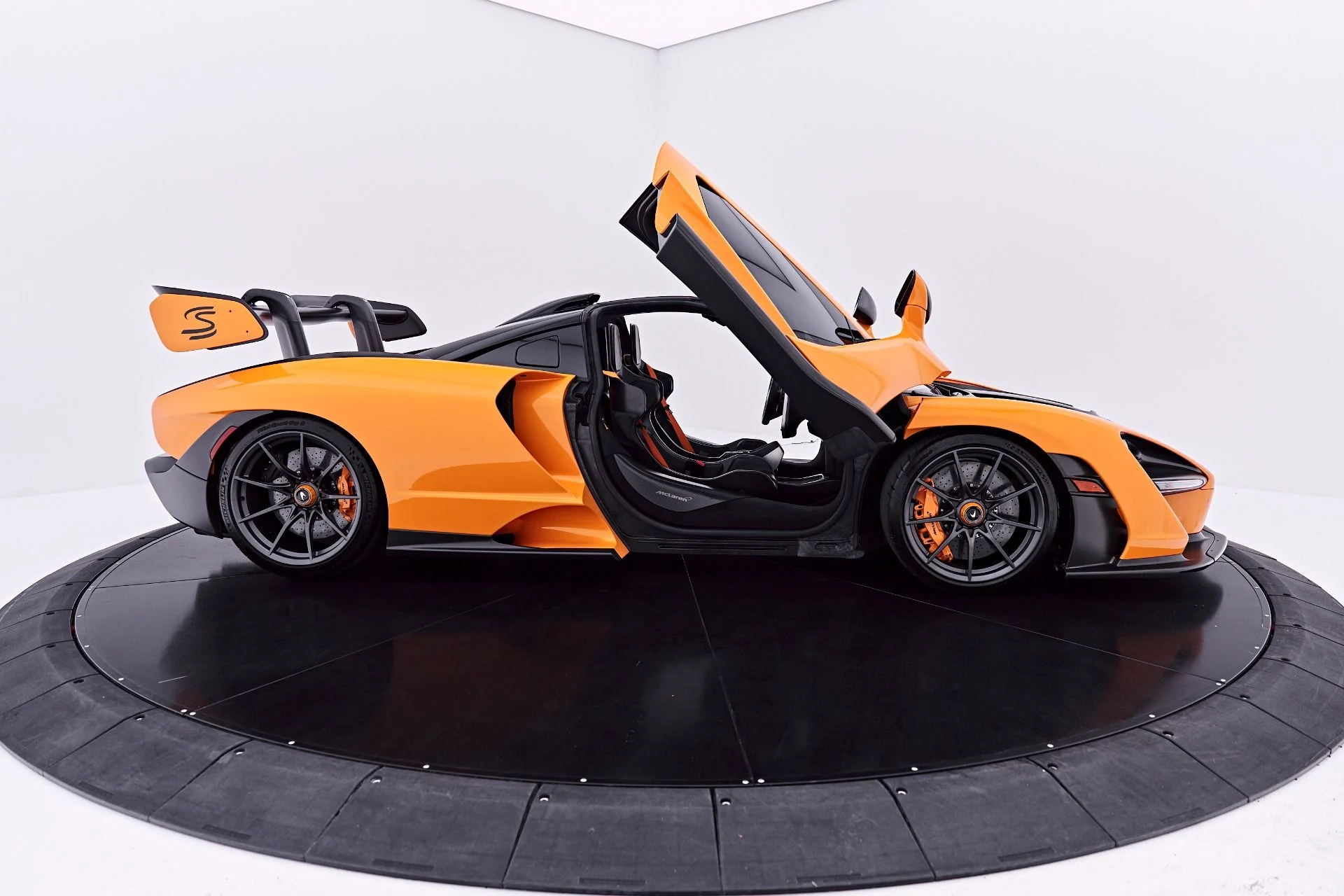 mph029_963827182_Used_2019_Mc_Laren_Senna_1783960725_8be7b7d8c9