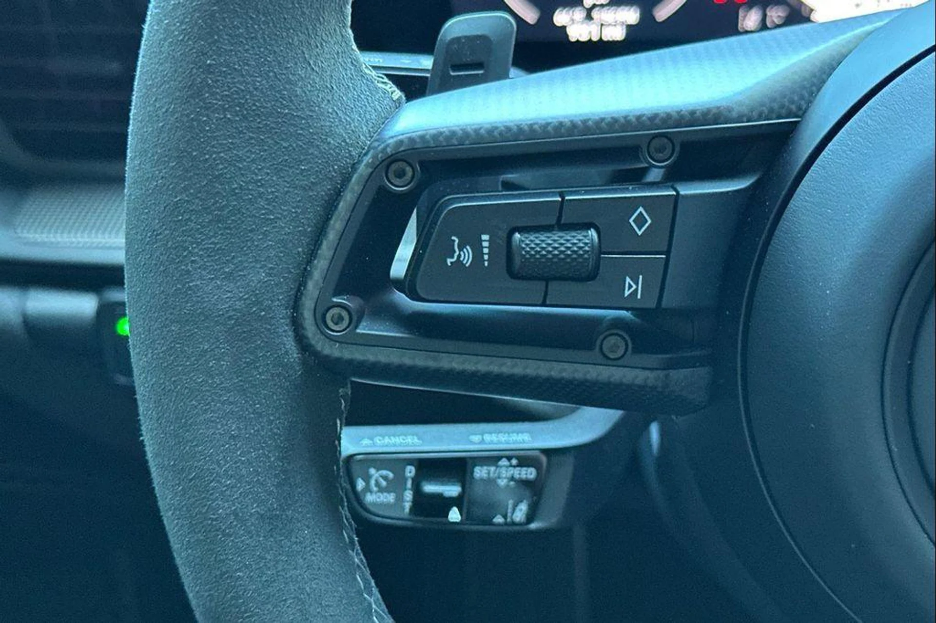 mph029_971761217_7z_Qcw_YB_8_GBFBLD_6rmc5y9t_D79_Ao_2f0ca9d39b