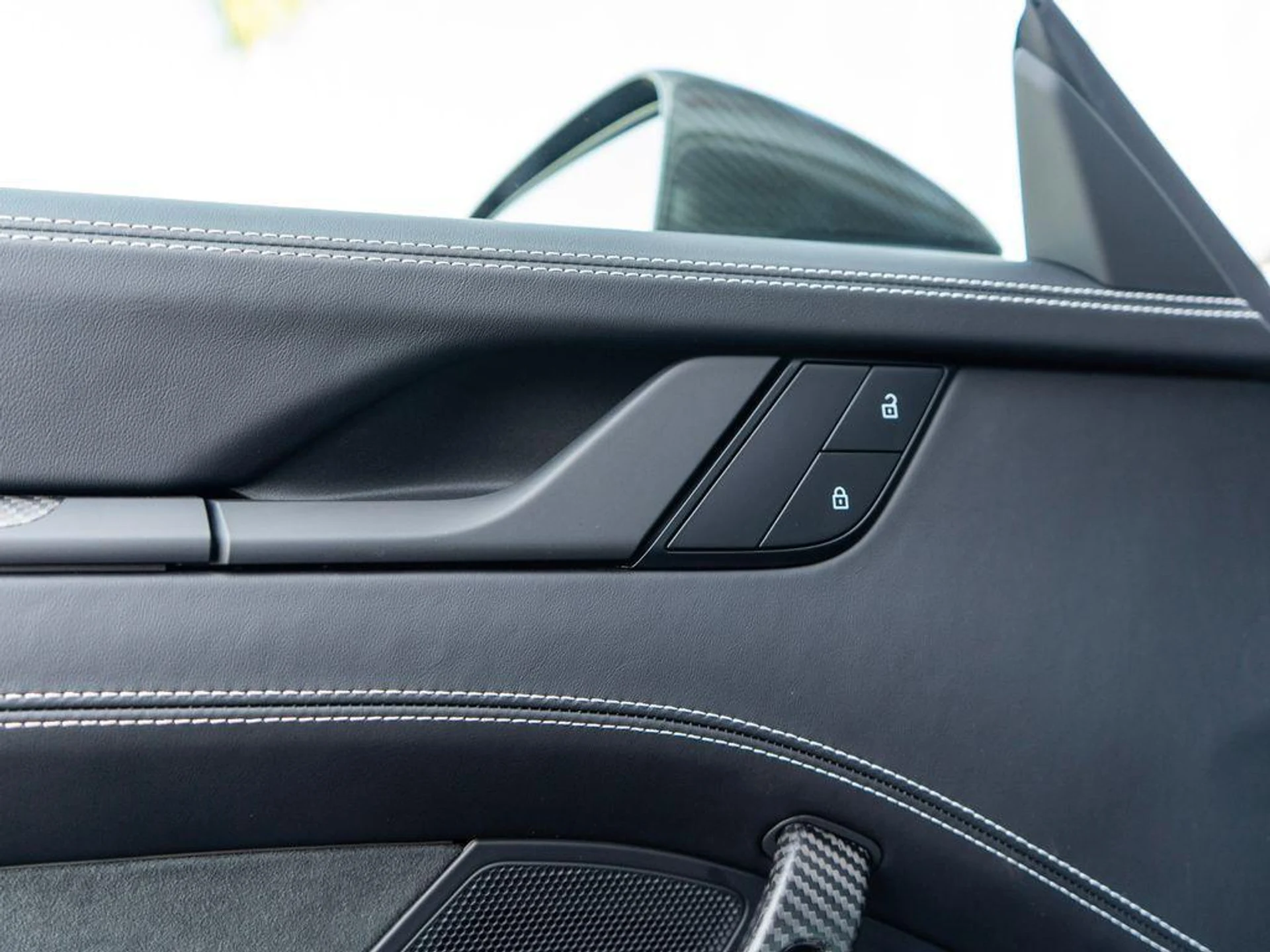 mph029_976265717_w9_Ar_Sy0iehu_C9_Nt_QU_8rx_Bvb8z6c_d948c3c14a