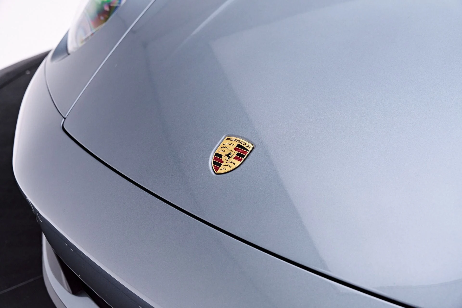 mph029_980030531_Used_2025_Porsche_911_Carrera_1777504777_ecfd0dba8a