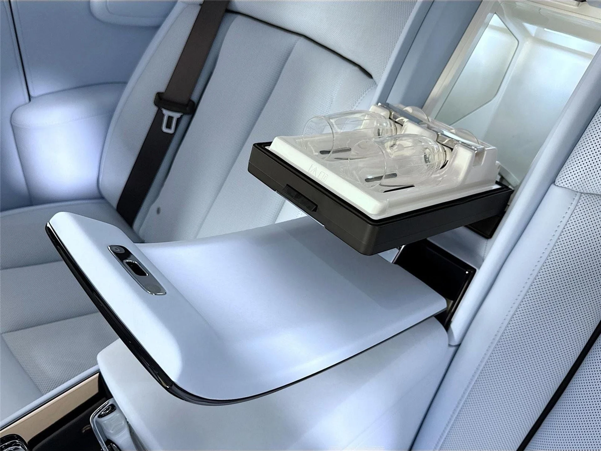 mph029_983818832_2980ae83d808a25e0c2a467870f04216_09a1aa30e4