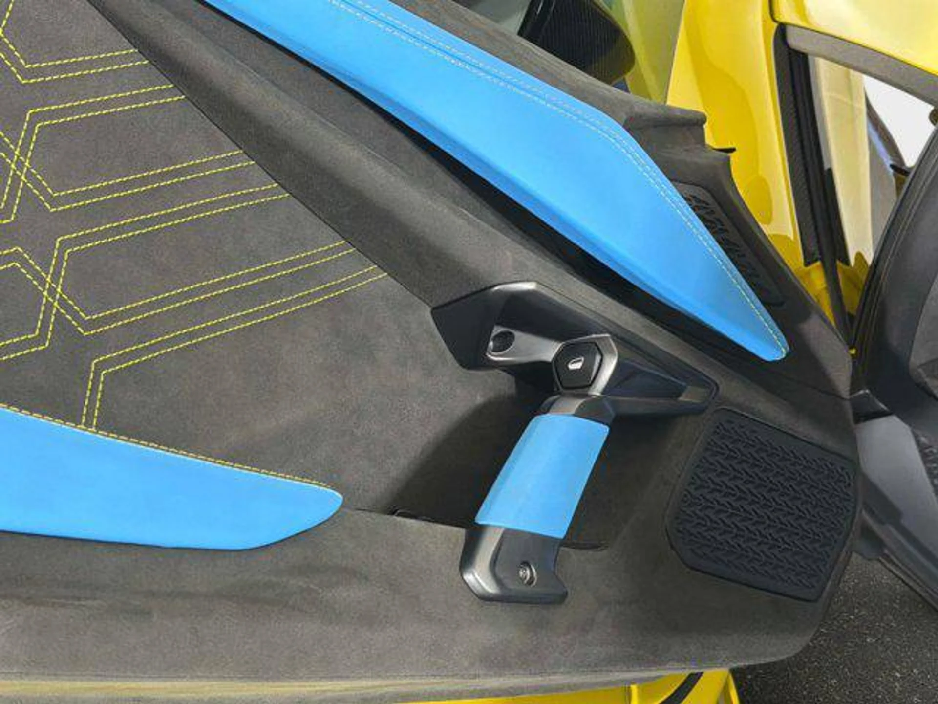 mph030_1001343853_O_Ts_M9la_Iq_Dsc_Cjx_E6_Cgolk9z_X_Q_4f966f7b41