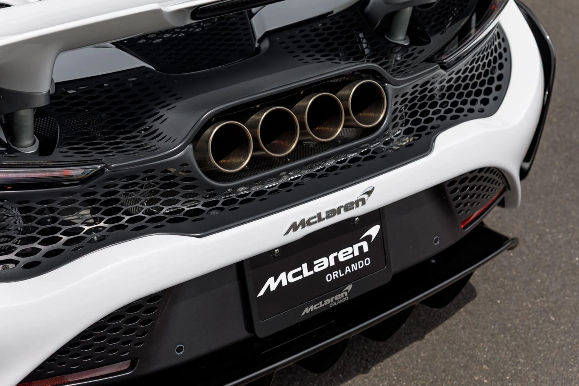 mph030_1004468486_Used_2022_Mc_Laren_765_LT_Spider_7ff219982e