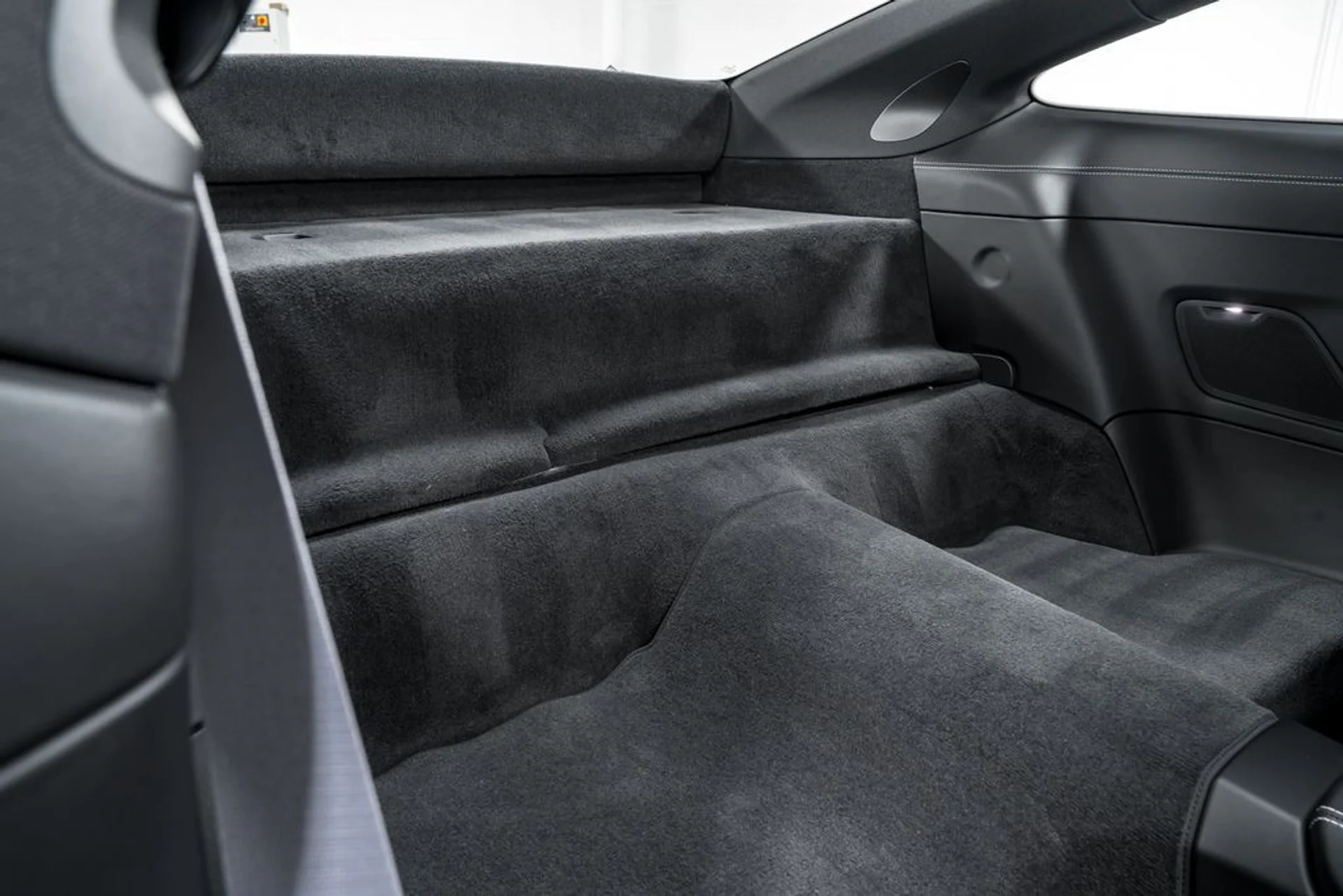 mph030_1006761935_11ce09985a274fb5d3b07a65f6714764x_6c52adc27f