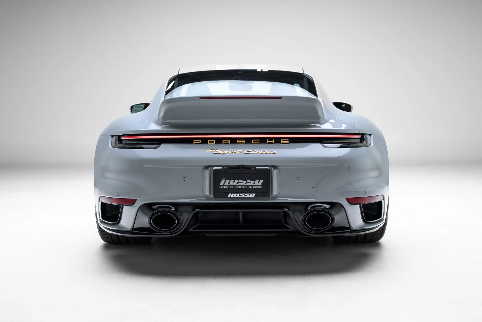 mph030_1006938187_Used_2023_Porsche_911_Sport_Classic_1774647065_a83ae53bde