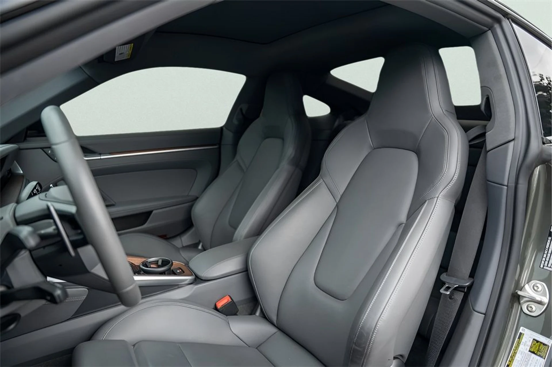 mph030_102082364_image_32_dfa7b39d82