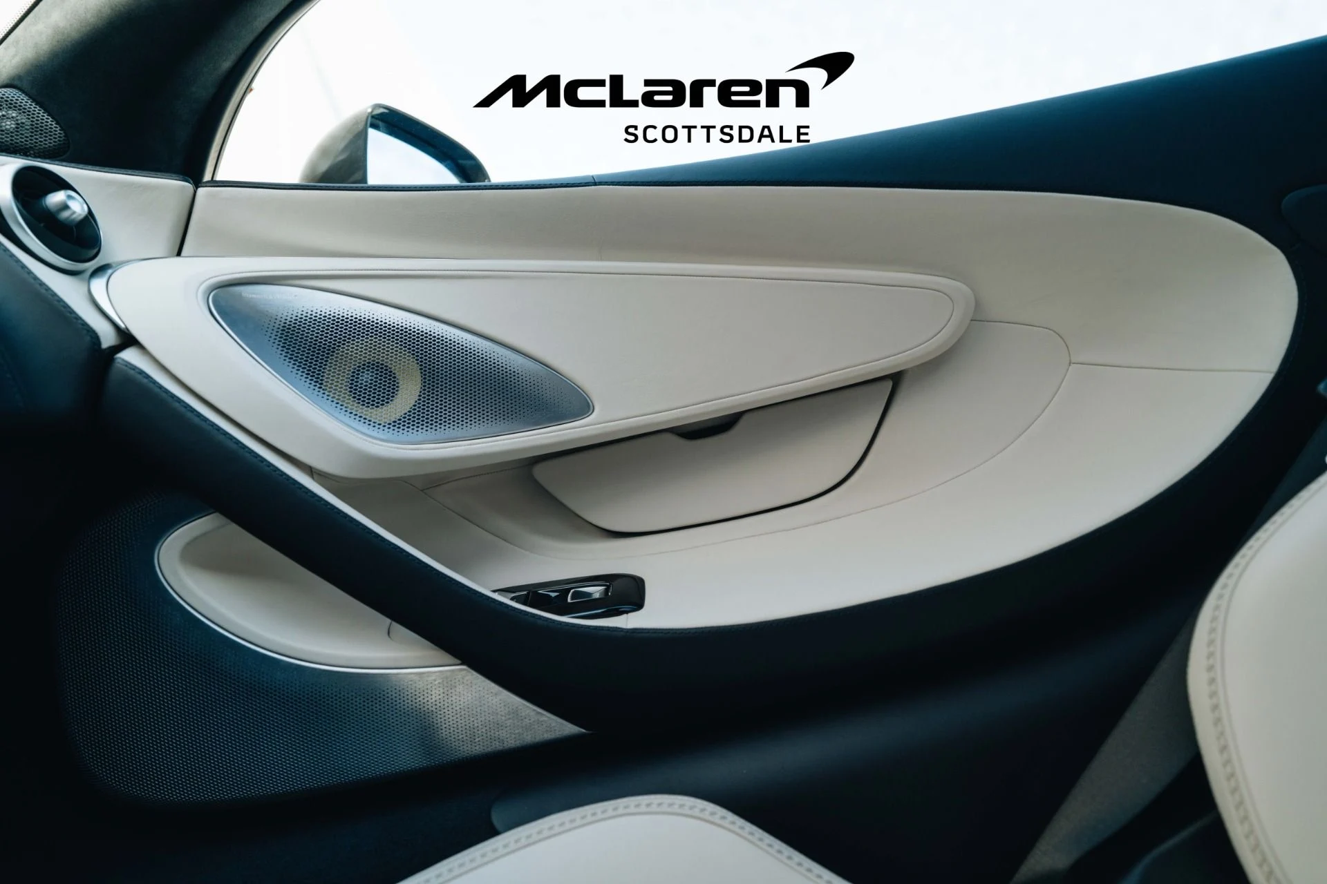 mph030_1028752335_Used_2025_MCLAREN_GTS_1745592608_f8e022179d