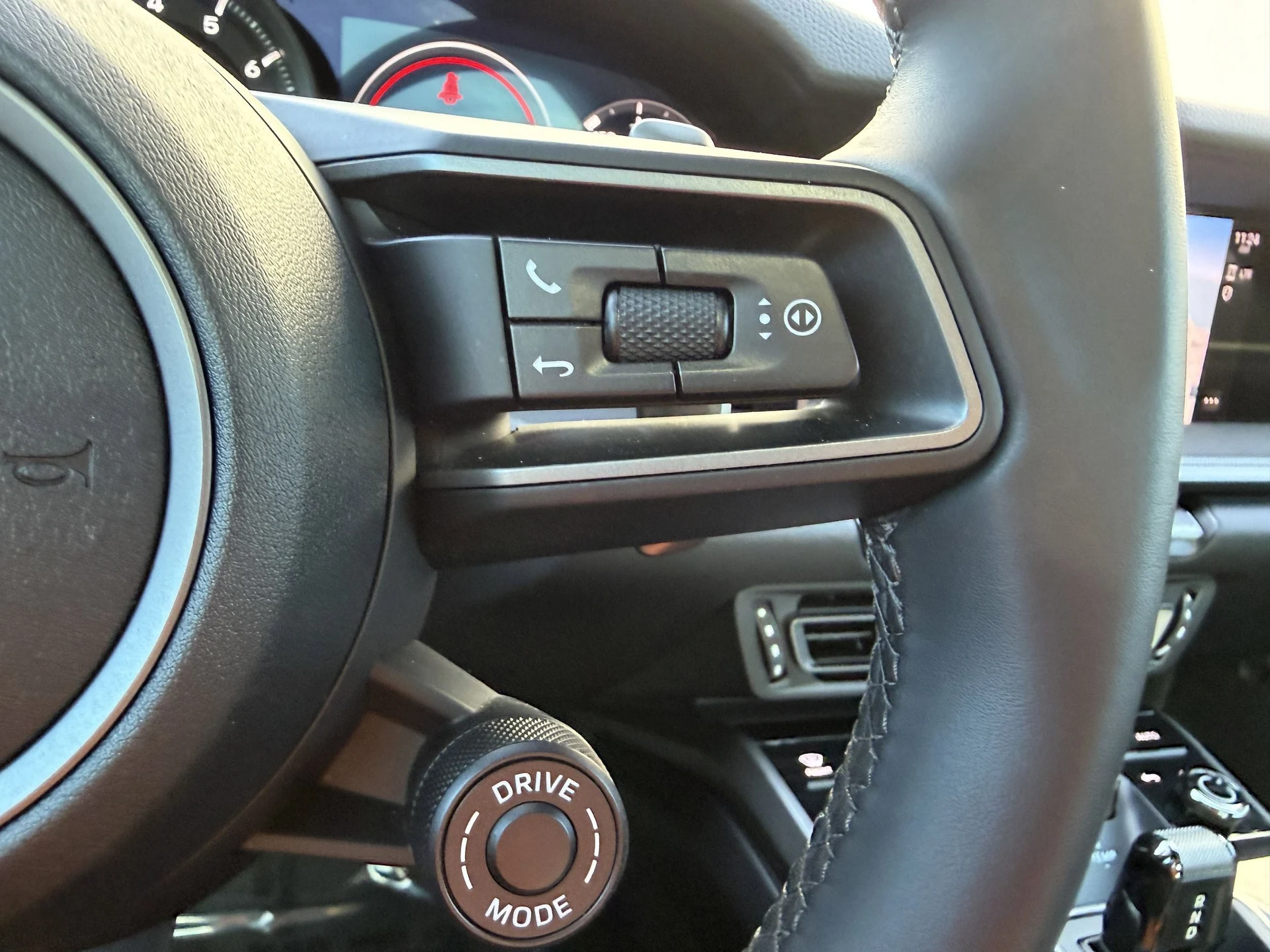 mph030_1028766801_7fef322ca447d980e9bcbd91c34e7188x_acf0d40d6d