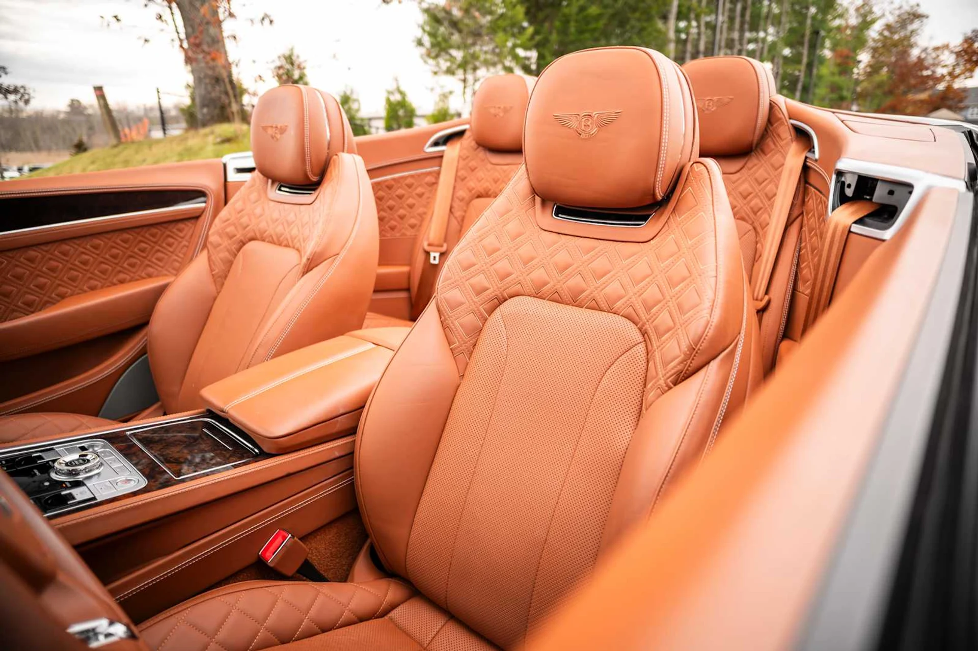 mph030_1031574740_0bd65840f006841a2b0b0732748855d0x_6f8397c407