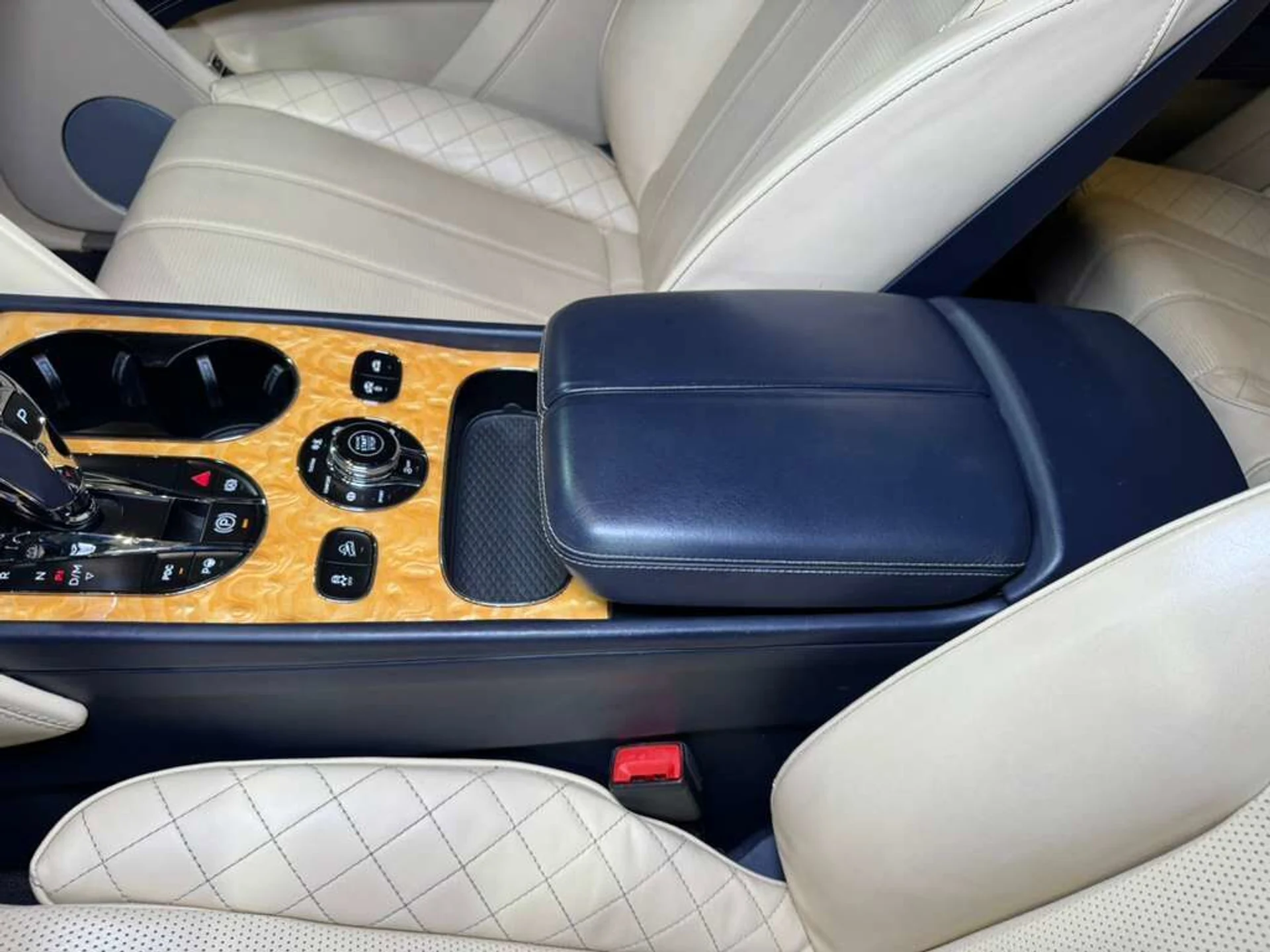 mph030_1031893414_12033864cfd27c8c8bad70f3a943368d_d79745ce33