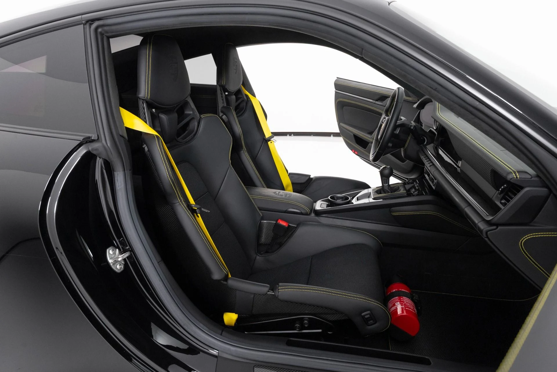 mph030_1032611765_Used_2024_Porsche_911_GT_3_Touring_1750205323_4e6f2aa33c