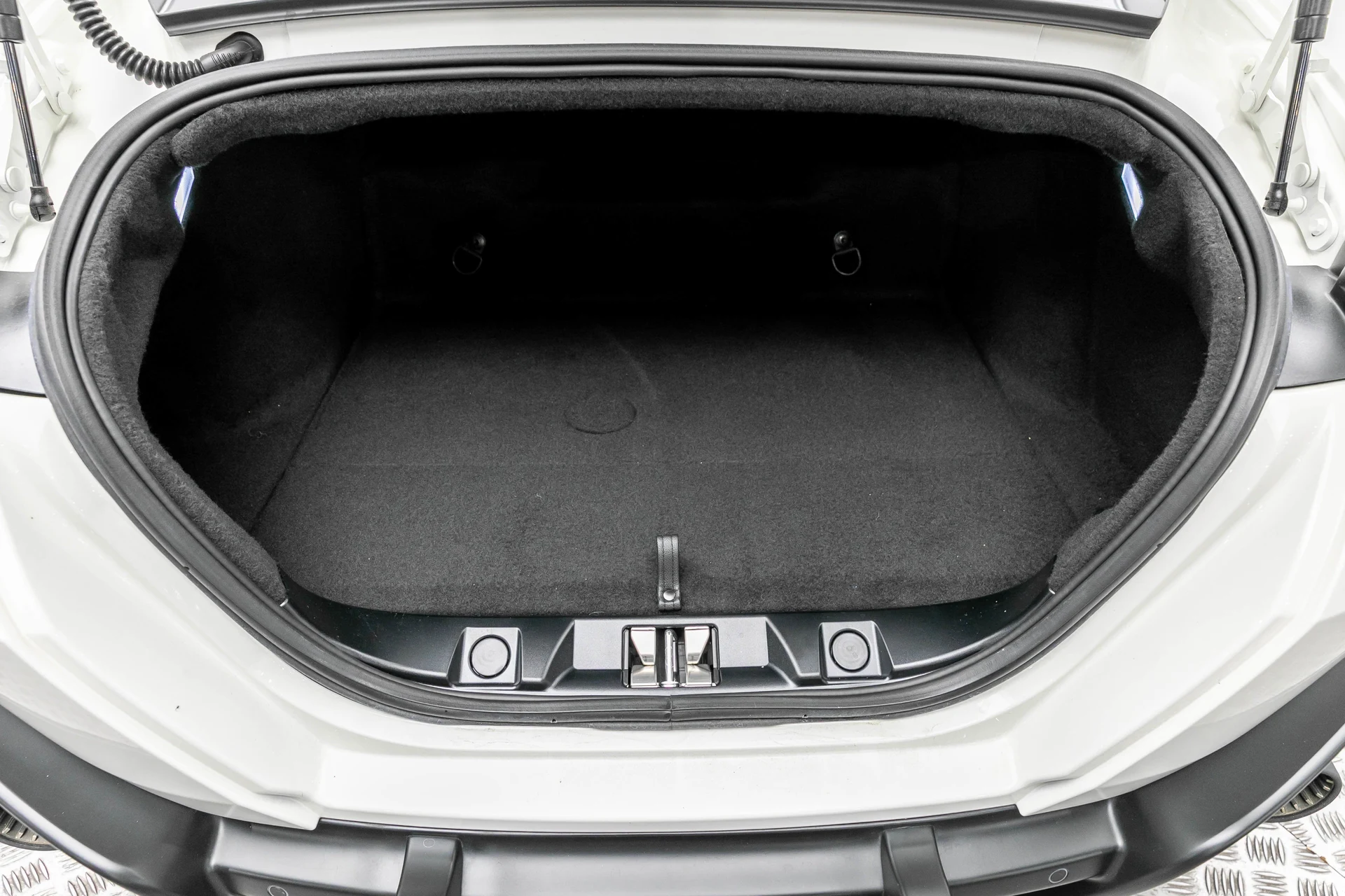 mph030_1034404679_fba8e58c6fac4eed8f2bd131d476e11e_75c4456b50