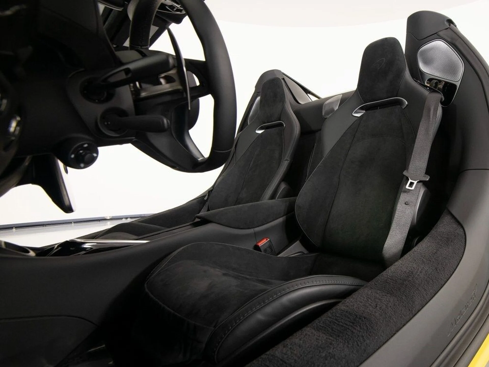 mph030_1035674858_76ae78ec1b58a4f107952bbea32ec397x_e3bc2f4737