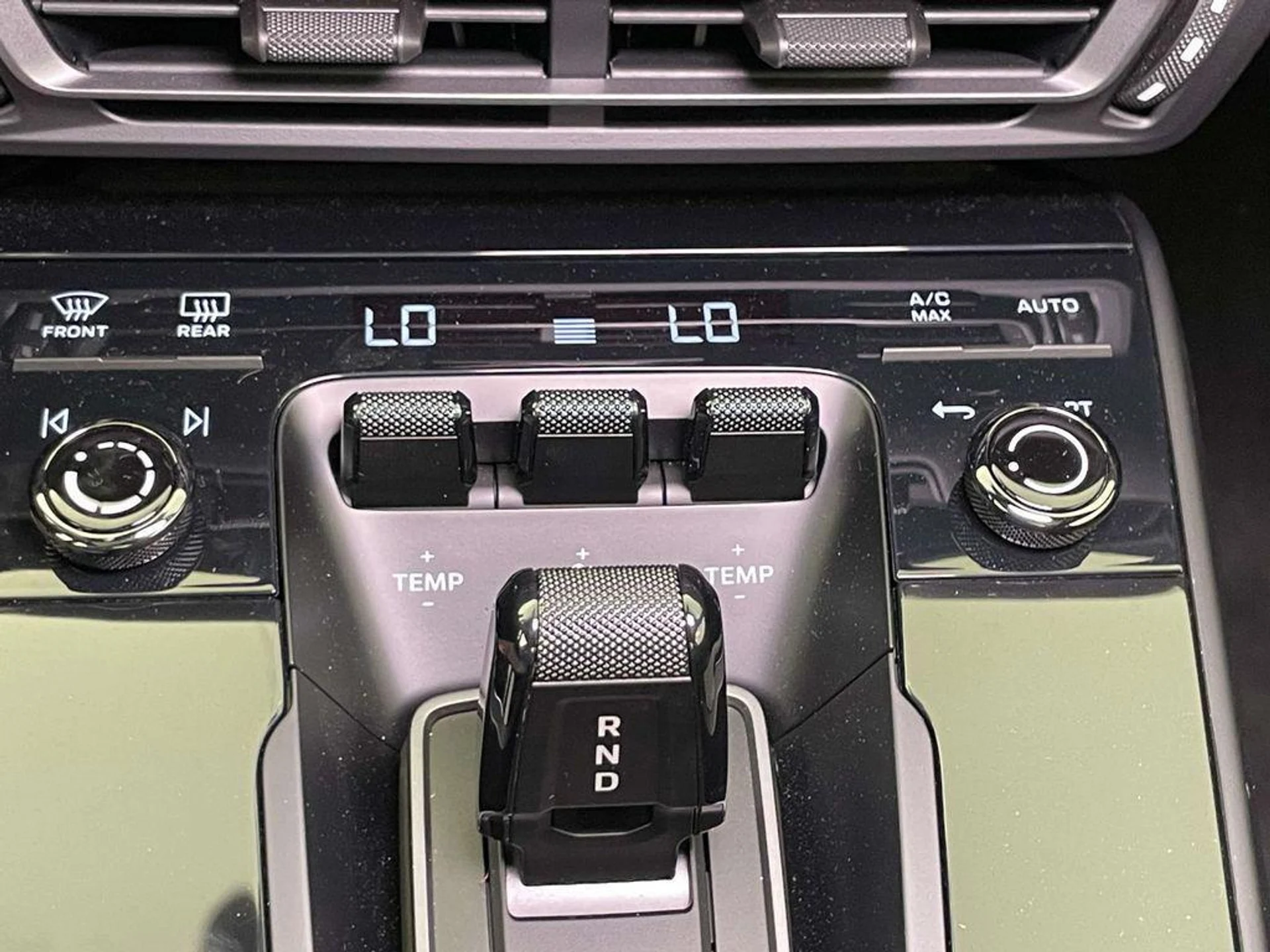 mph030_1038778254_C7_D_Lpcw0_Vm_Wpu_Z_Apd_PY_Zk_PCNALE_1890eba207