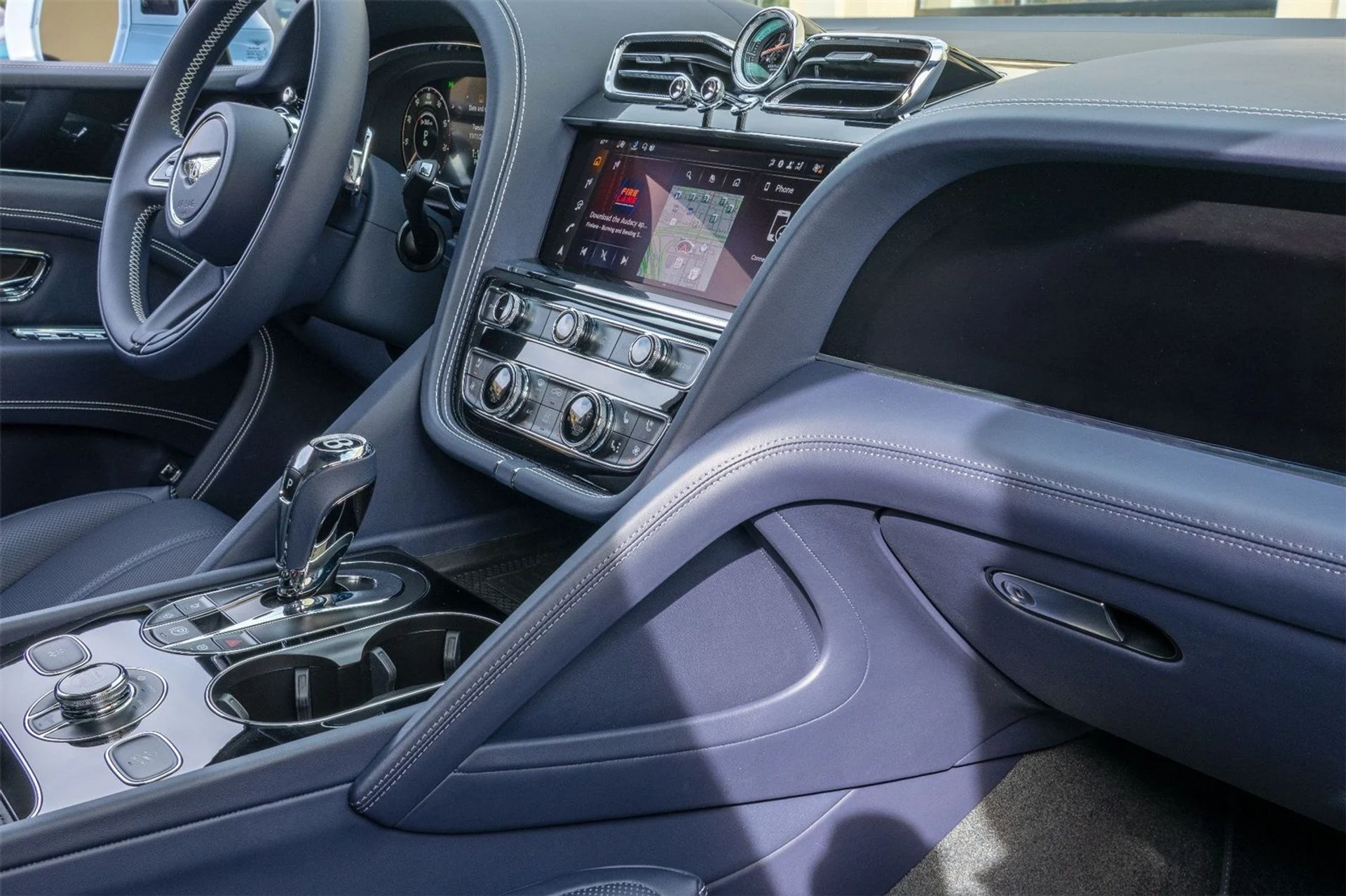 mph030_1044095595_08d9676599cf878119ba29e12d531556_fe84d7e594