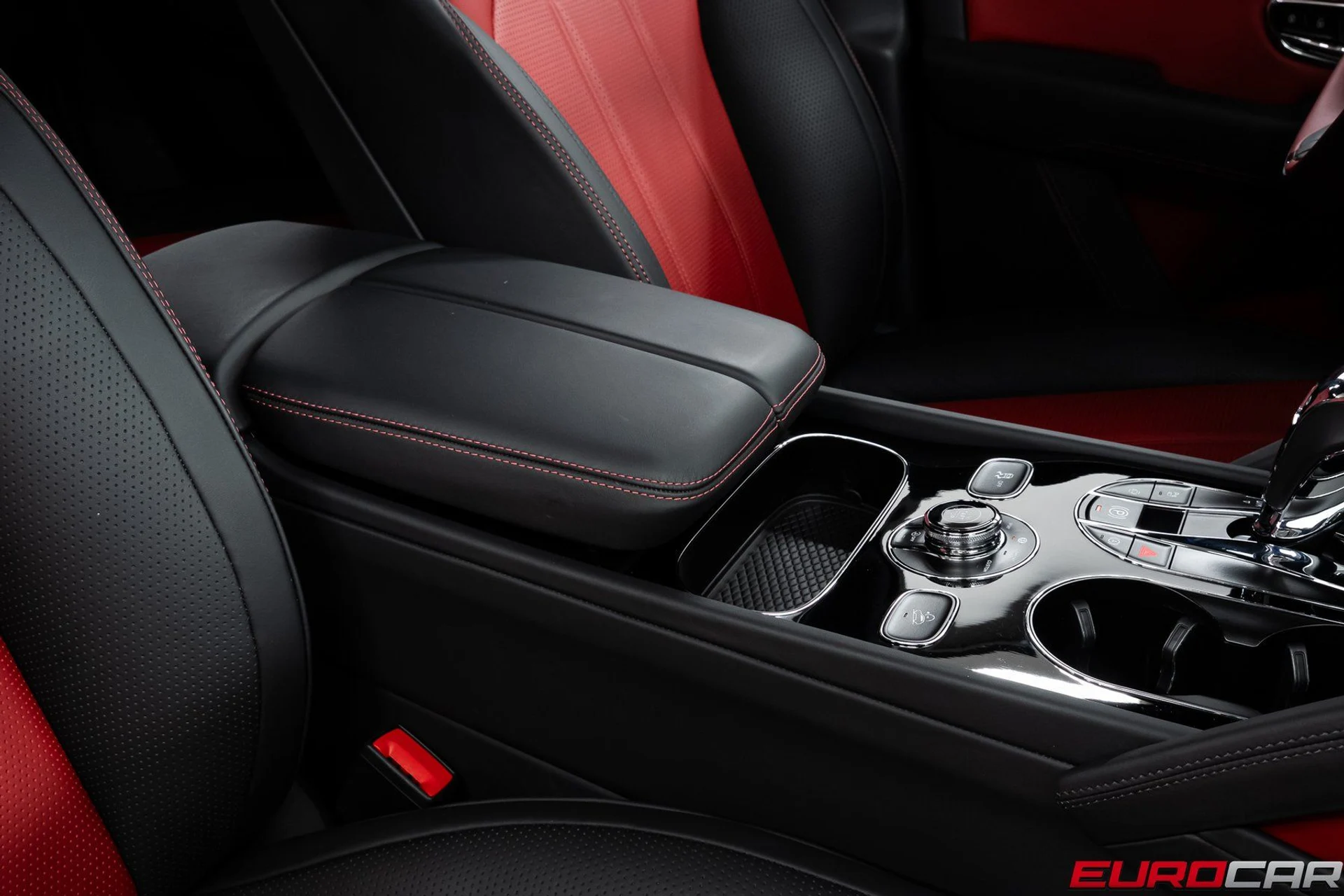 mph030_1044368293_30d68119_cb3b_47d4_b5c8_e12e9270b7d8_60f77ee6fe