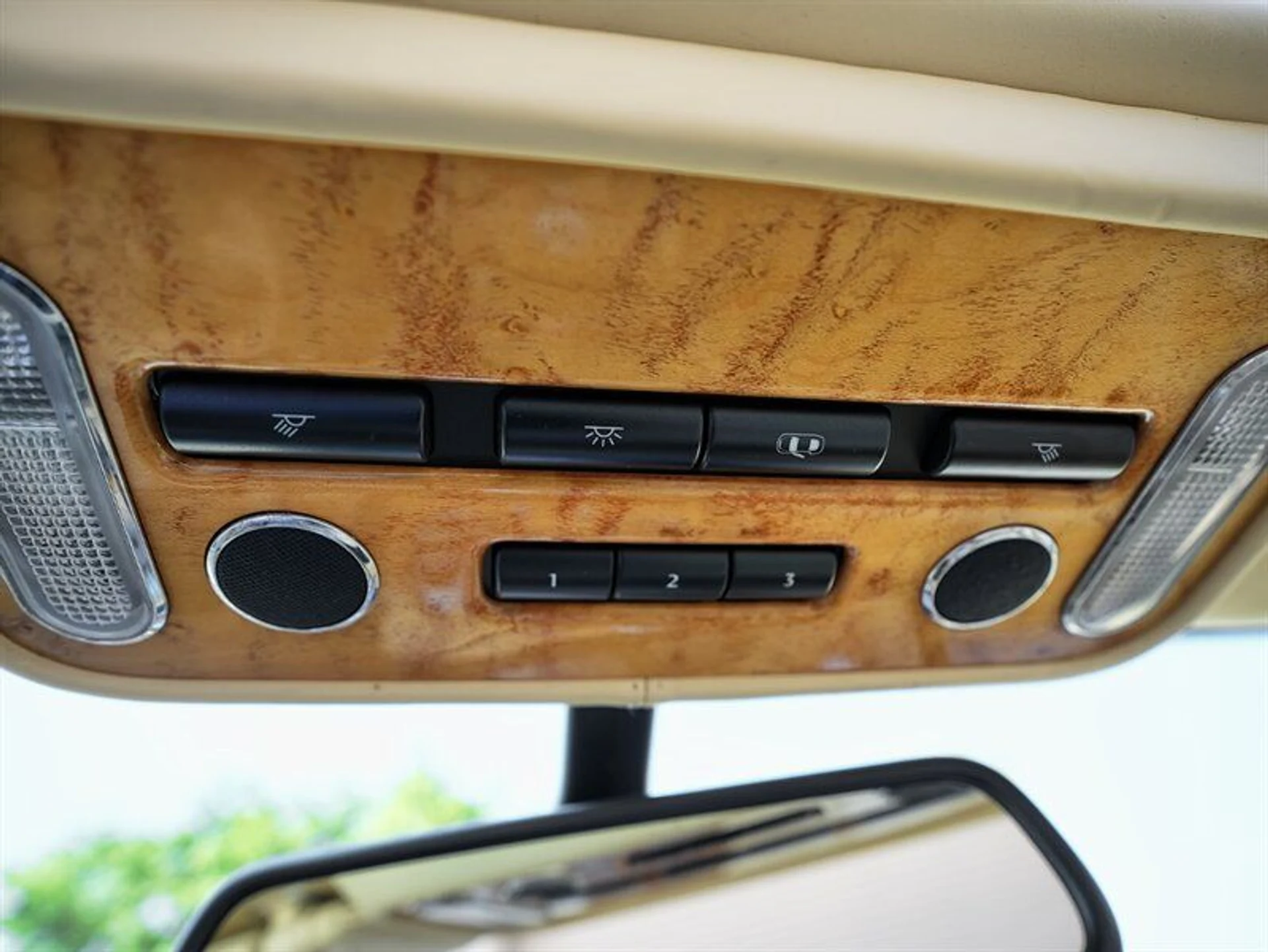 mph030_1045183638_bdb48510ad_800_e9d456b938